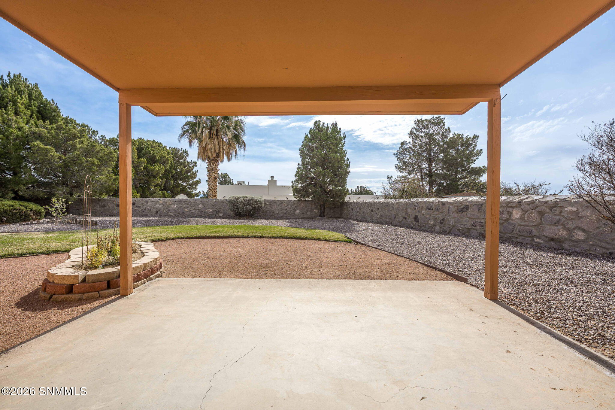 33-web-or-mls-Snappin Homes (Frontier219