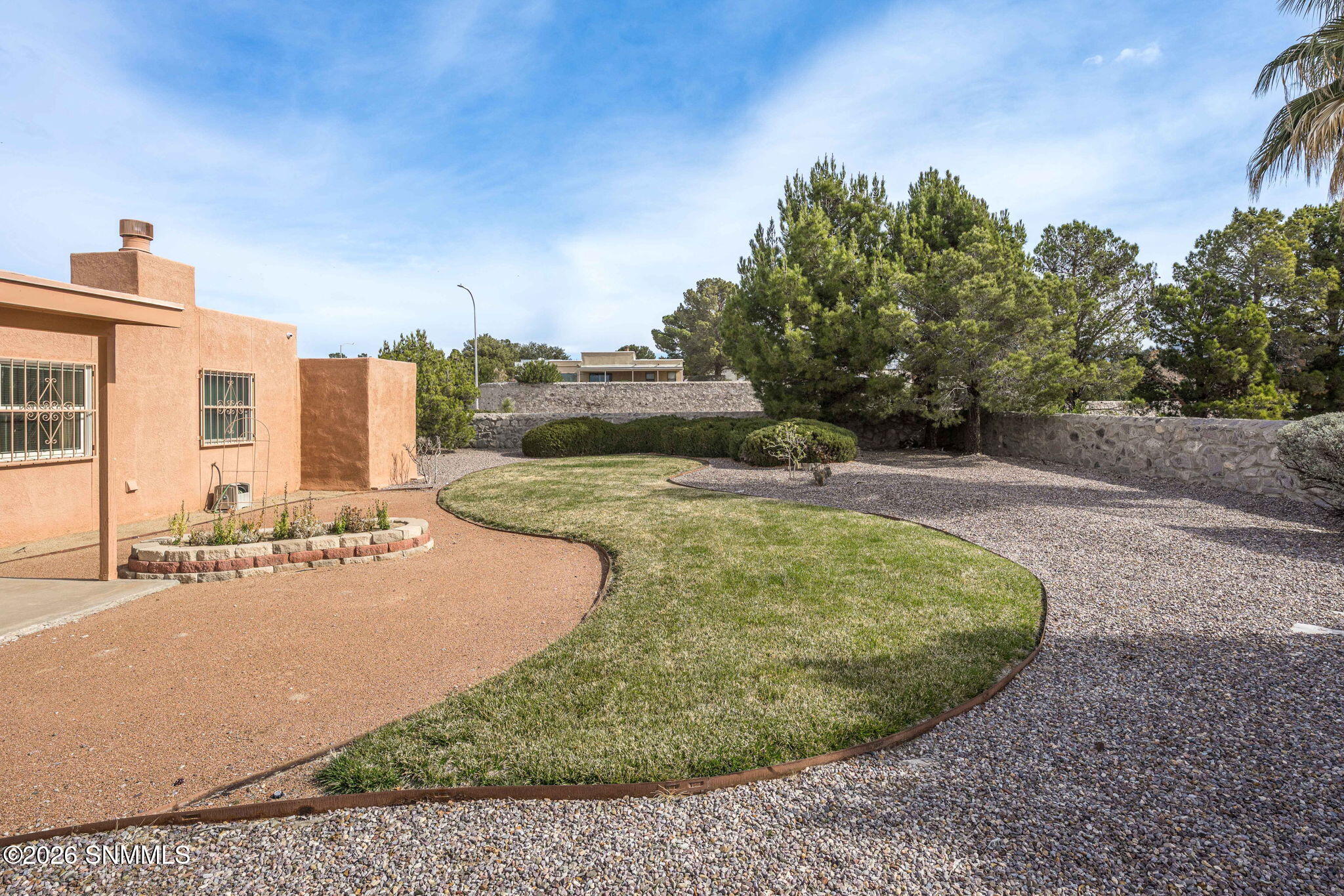 36-web-or-mls-Snappin Homes (Frontier219