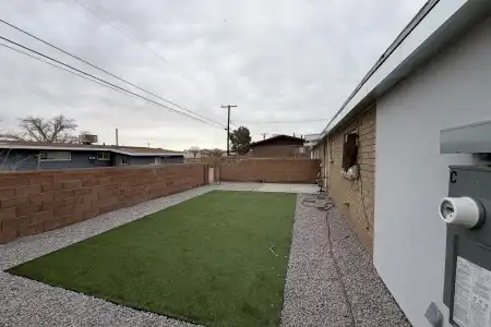 1621 Wyoming Avenue, Las Cruces, New Mexico 88001, 2 Bedrooms Bedrooms, ,1 BathroomBathrooms,Residential Lease,For Rent,Wyoming,2600496