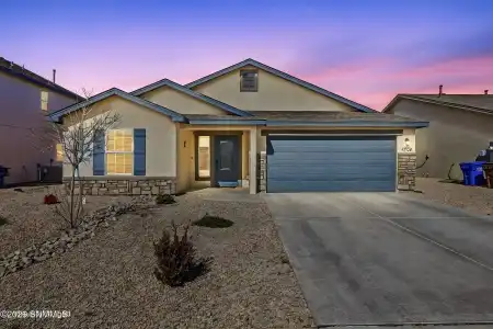 4909 Luray Lane, Las Cruces, New Mexico 88012, 4 Bedrooms Bedrooms, ,1.75 BathroomsBathrooms,Residential,For Sale,Luray,2600505