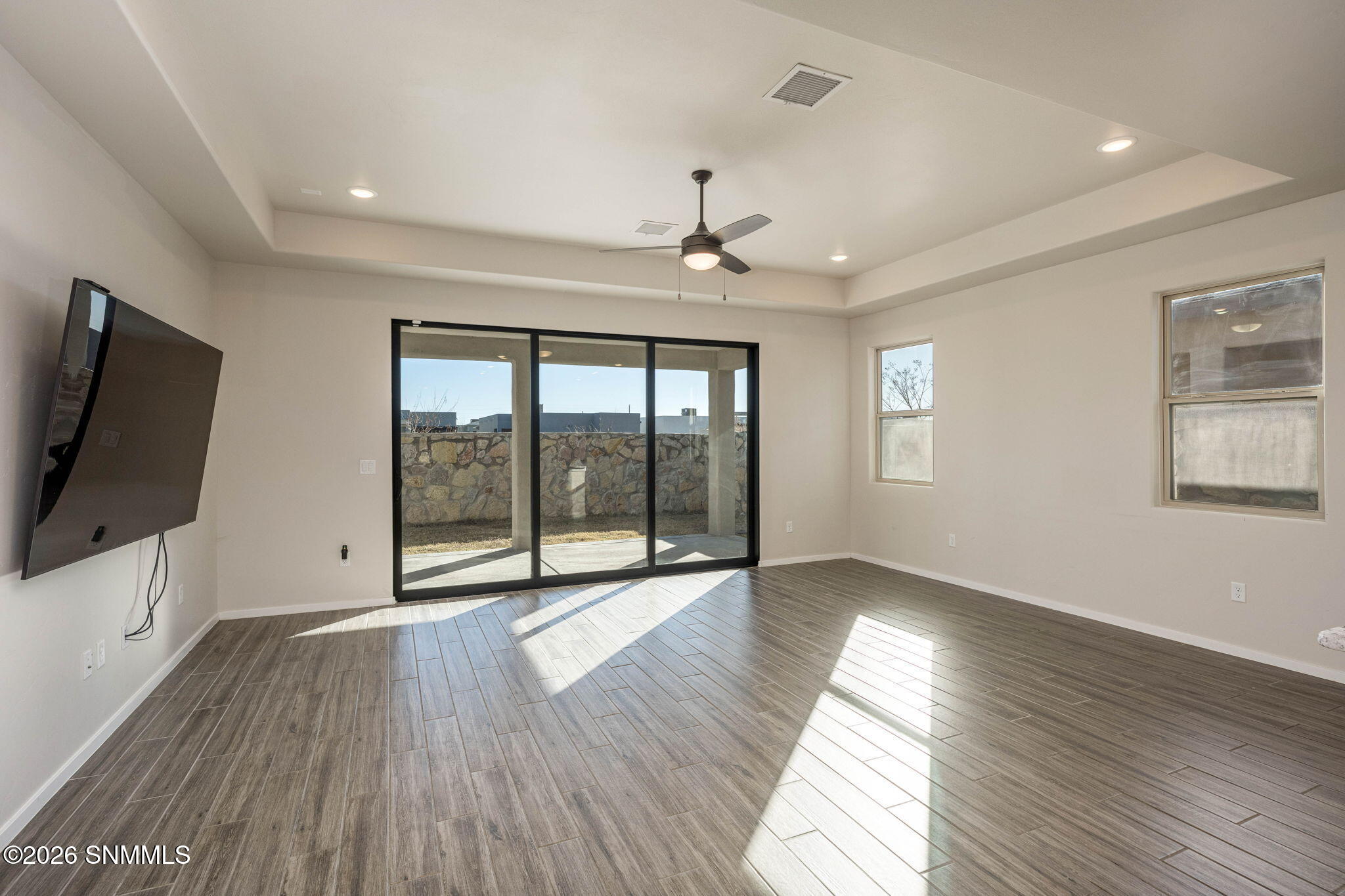 15_Patty Olson_SantaAlexandra_Northeast_