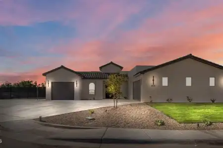3579 Santa Catalina Loop, Las Cruces, New Mexico 88005, 3 Bedrooms Bedrooms, ,3 BathroomsBathrooms,Residential,For Sale,Santa Catalina,2600514