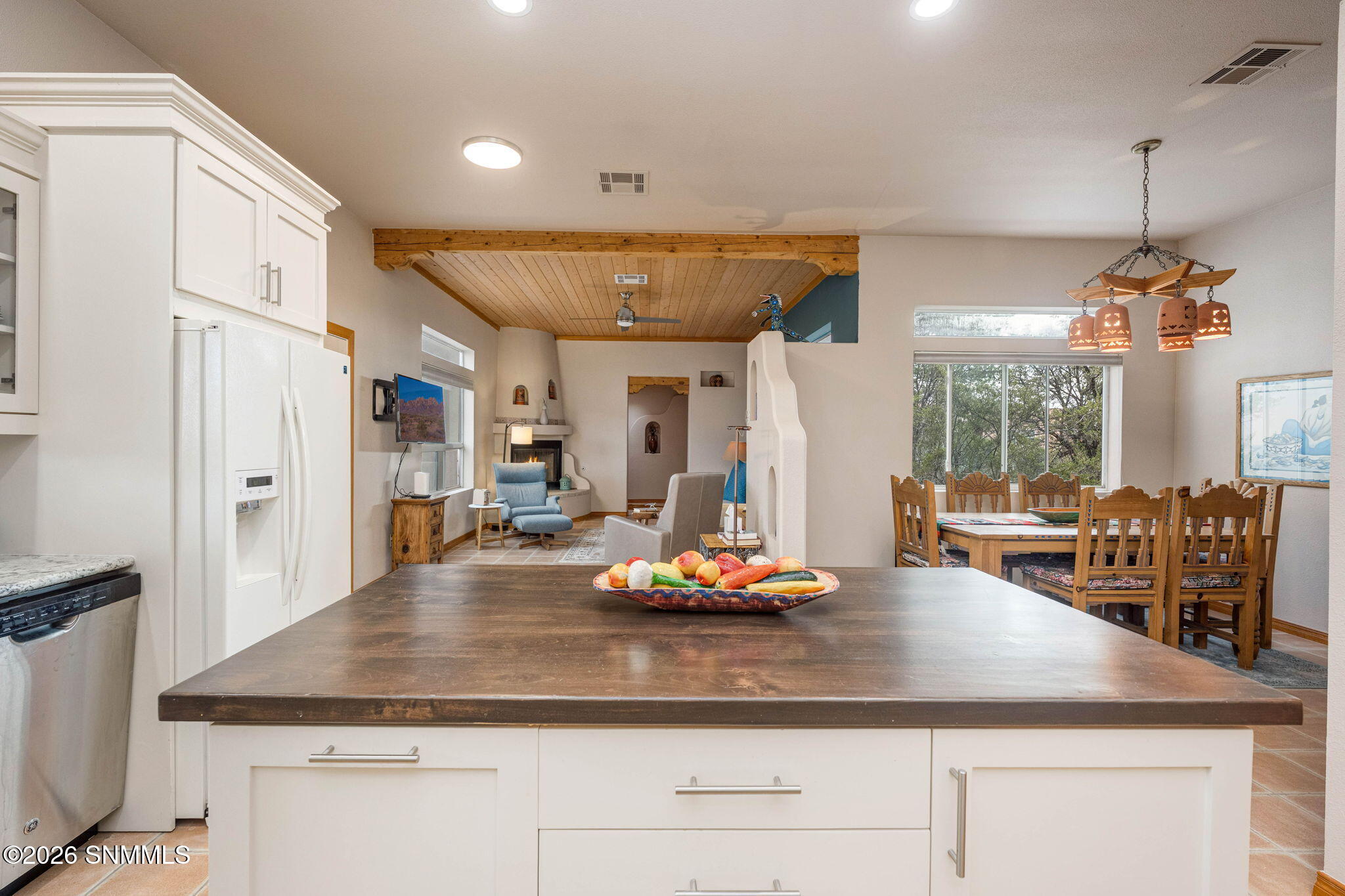 16-web-or-mls-Snappin Homes (Diamondback