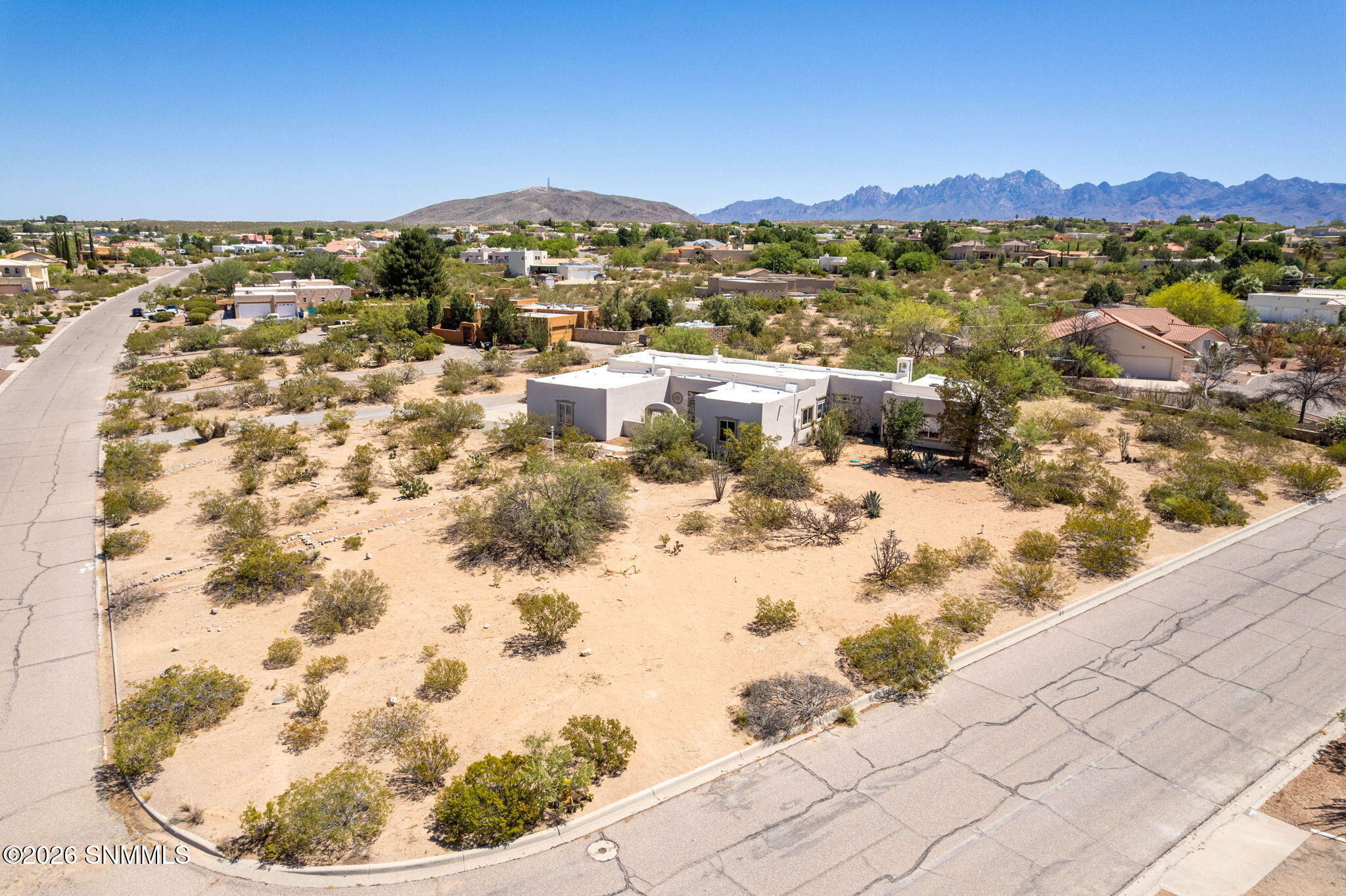 7-web-or-mls-Snappin Homes (Diamondback4