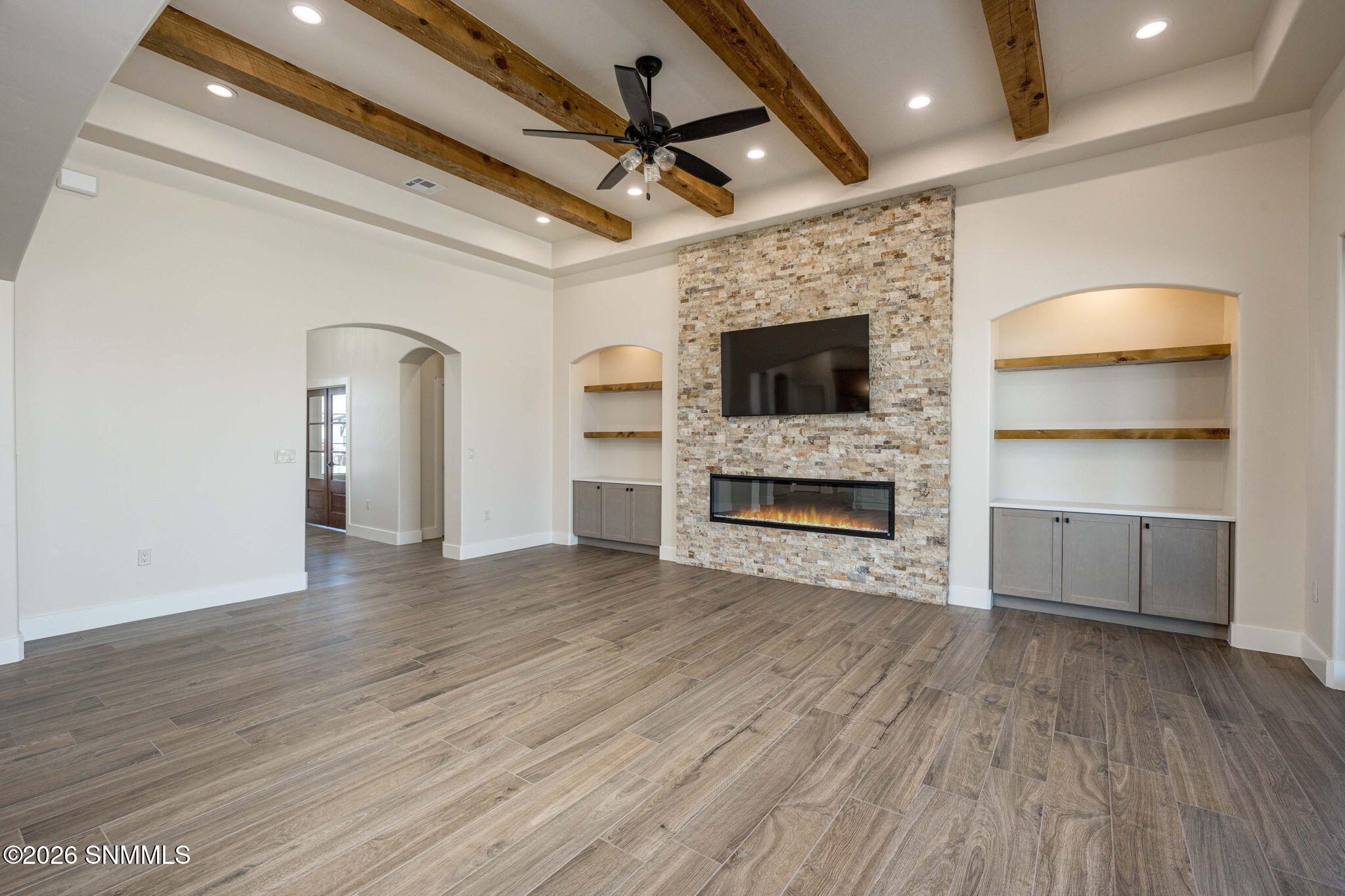 12-web-or-mls-Snappin Homes (SantaElena4