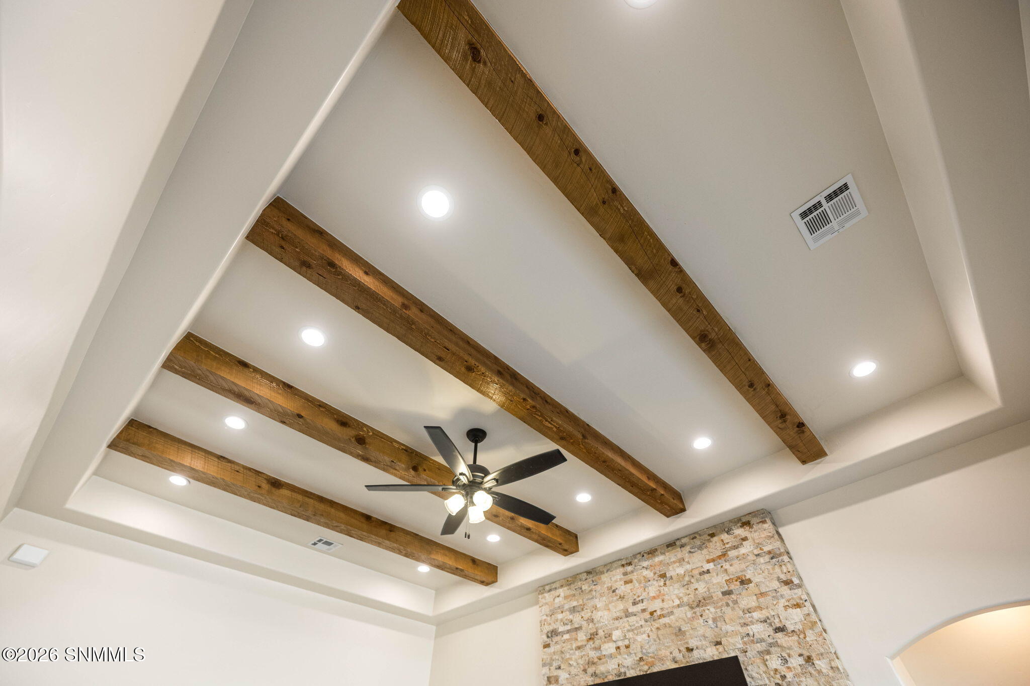 13-web-or-mls-Snappin Homes (SantaElena4