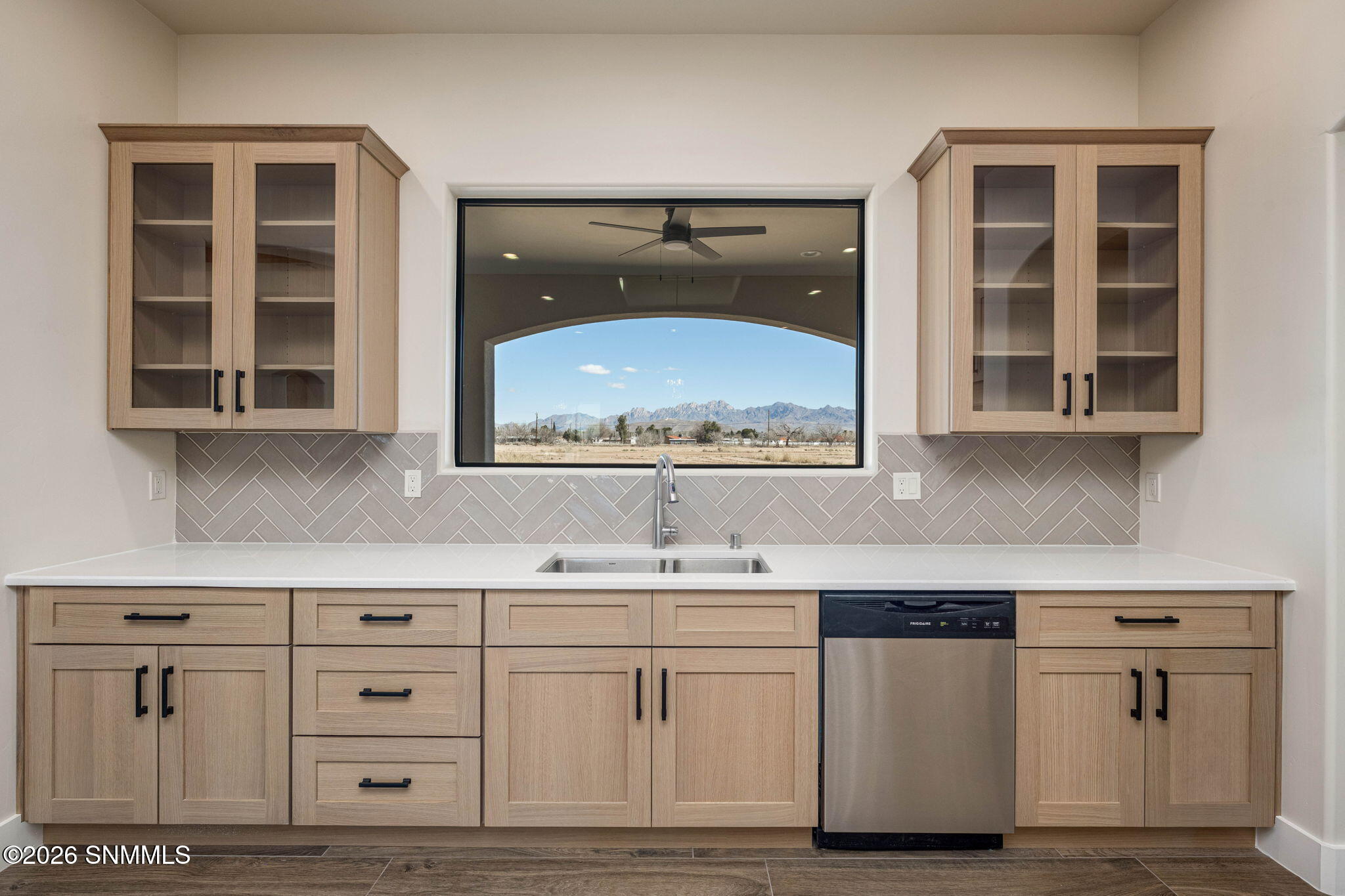 17-web-or-mls-Snappin Homes (SantaElena4