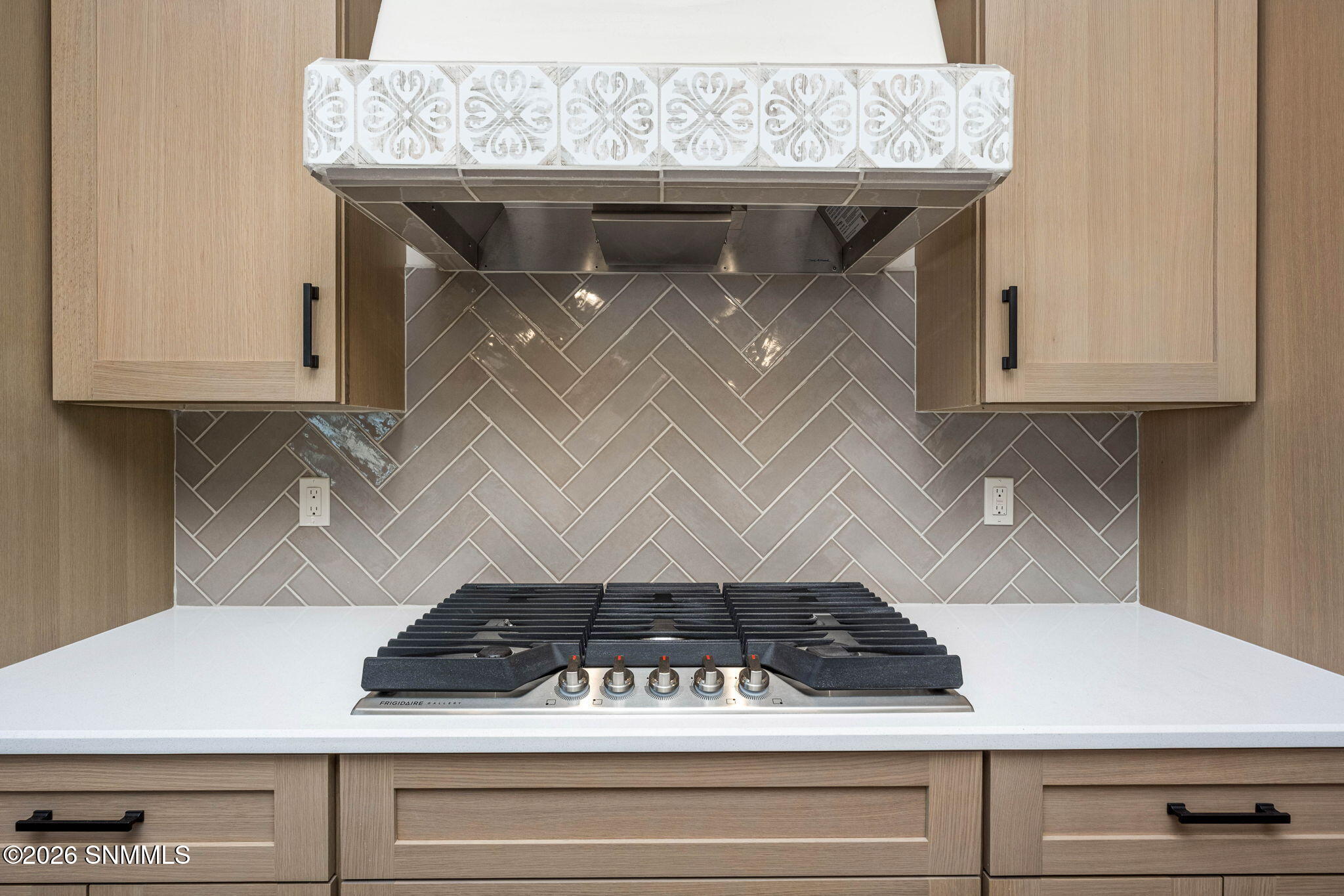 21-web-or-mls-Snappin Homes (SantaElena4