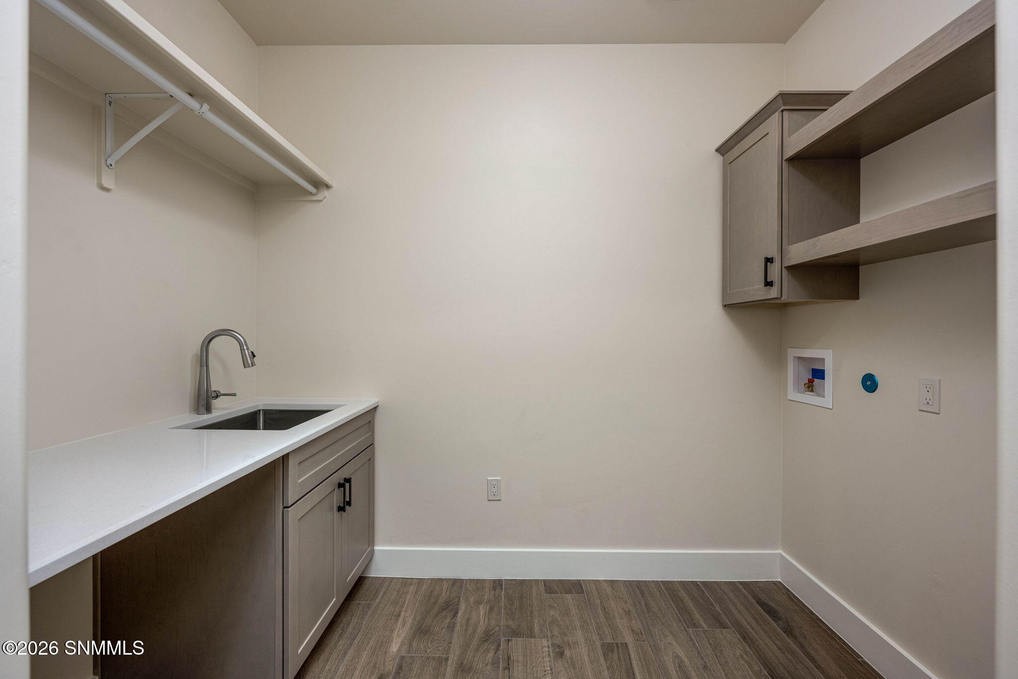 50-web-or-mls-Snappin Homes (SantaElena4