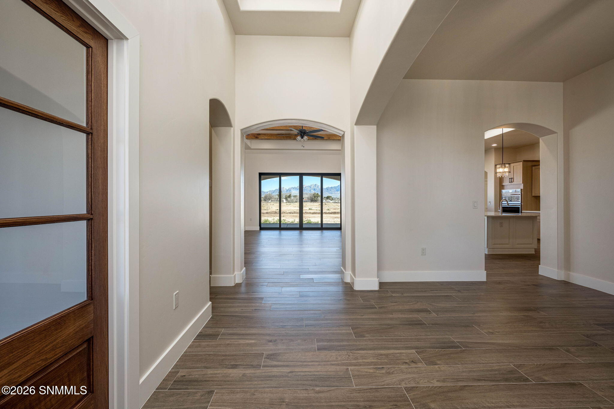 6-web-or-mls-Snappin Homes (SantaElena40