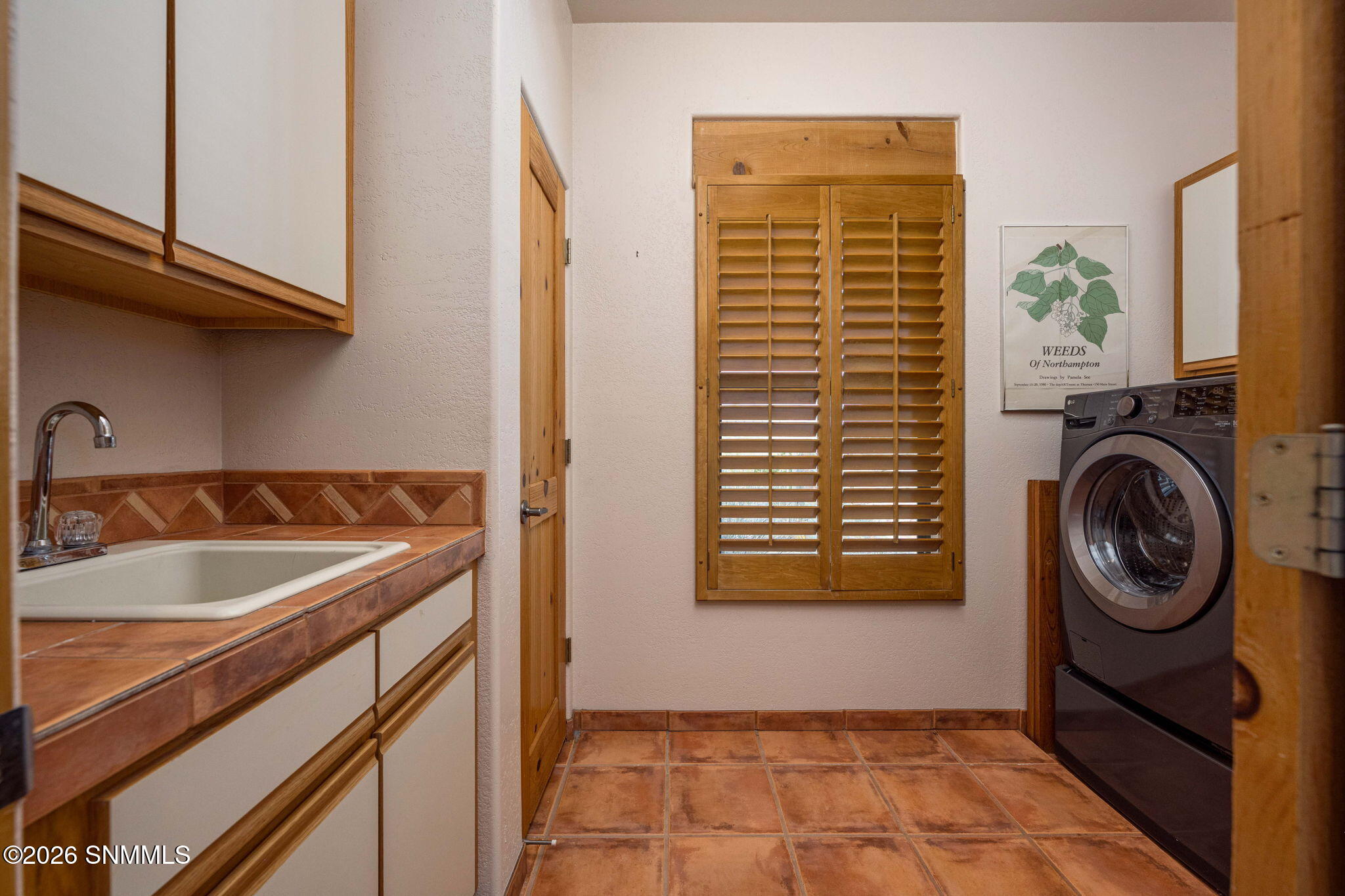 22-web-or-mls-Snappin Homes (Superstitio