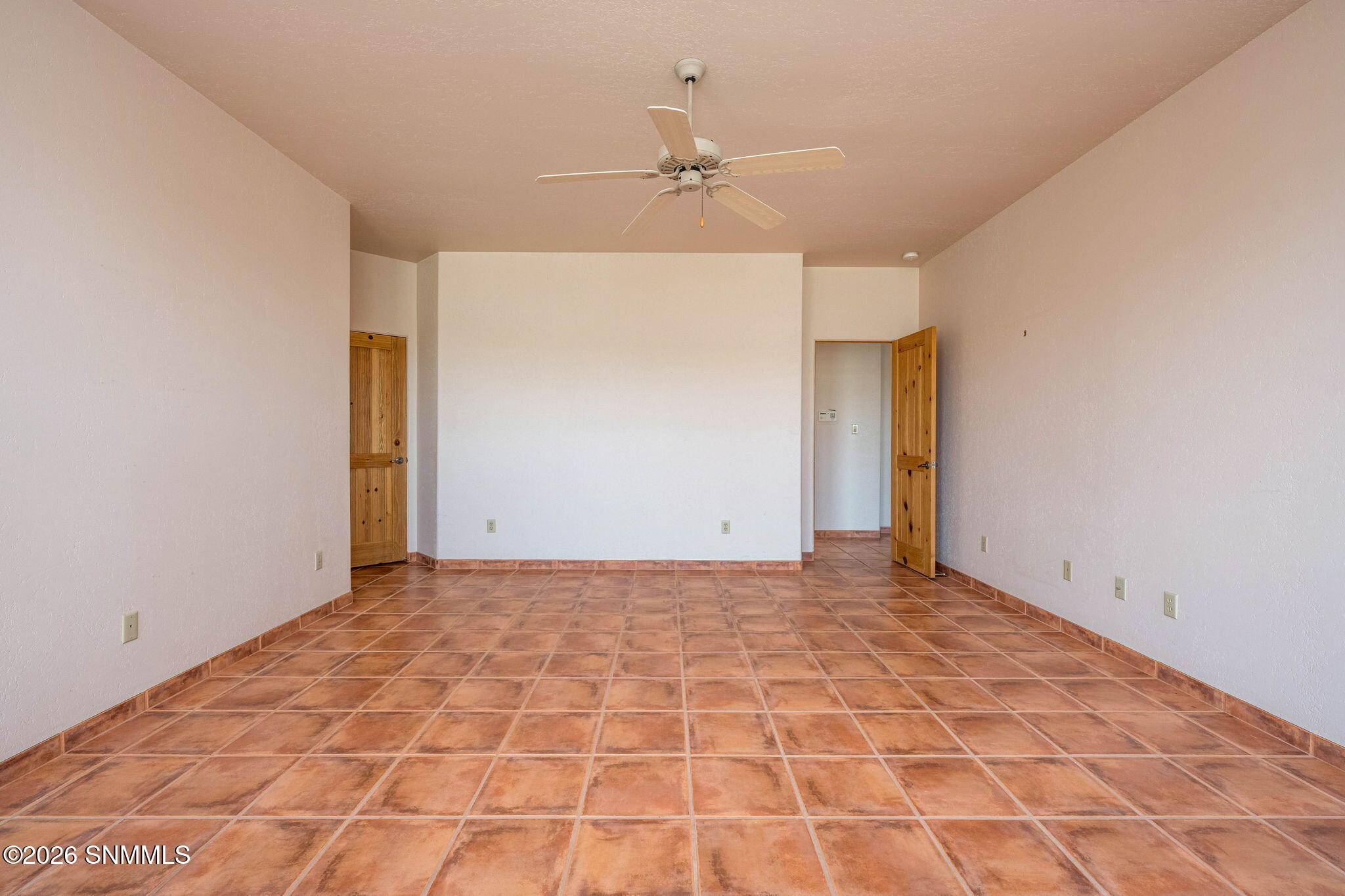 27-web-or-mls-Snappin Homes (Superstitio