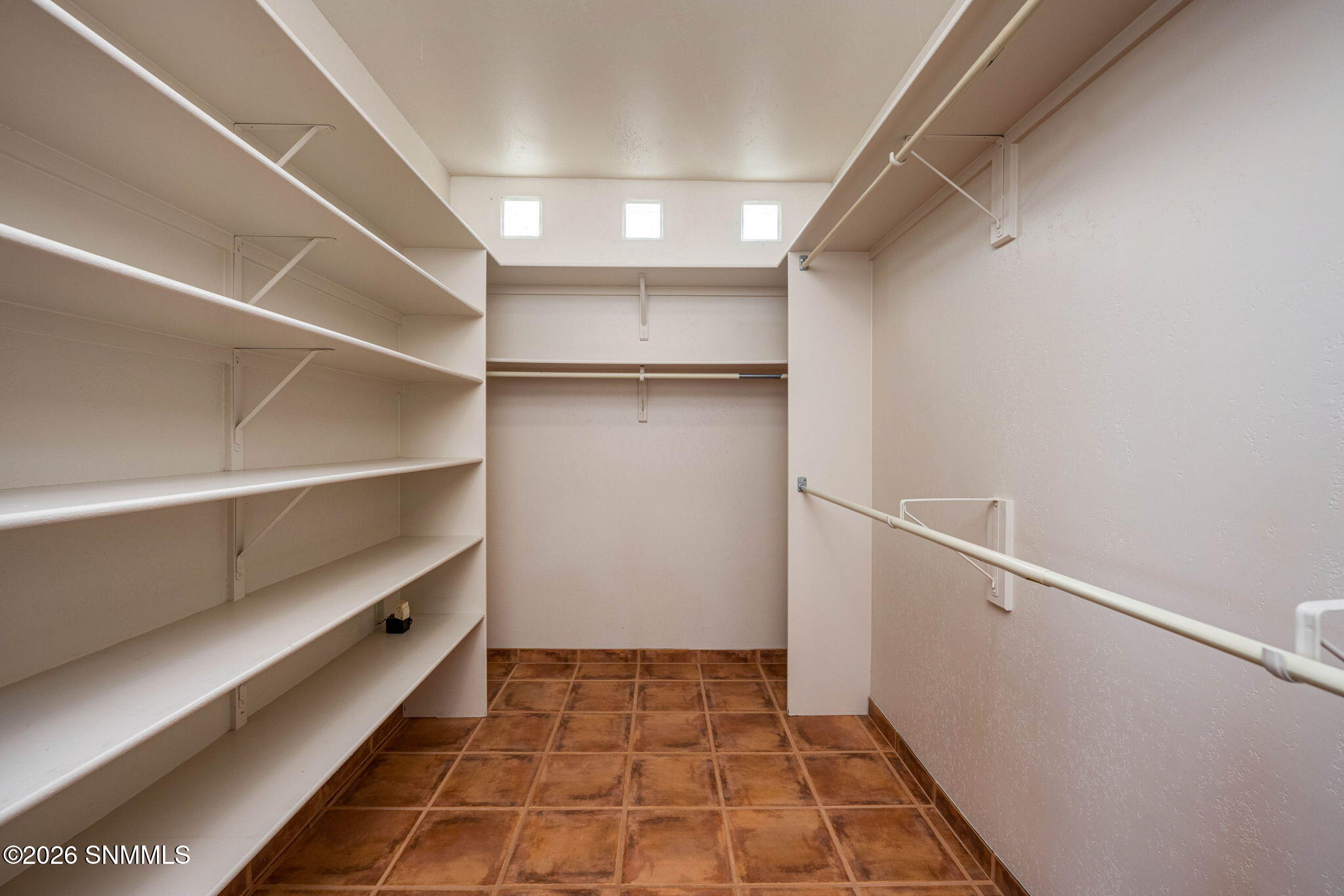 34-web-or-mls-Snappin Homes (Superstitio