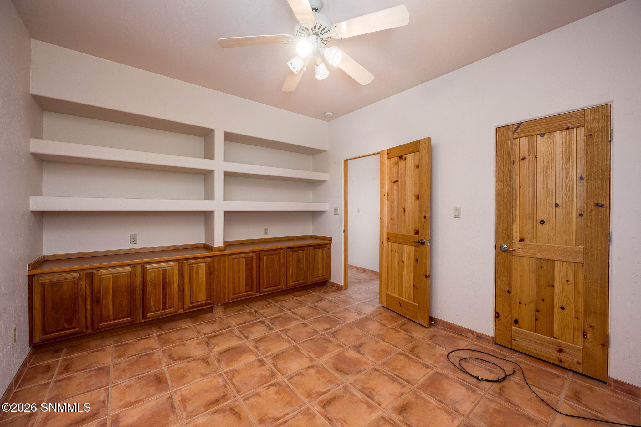 36-web-or-mls-Snappin Homes (Superstitio