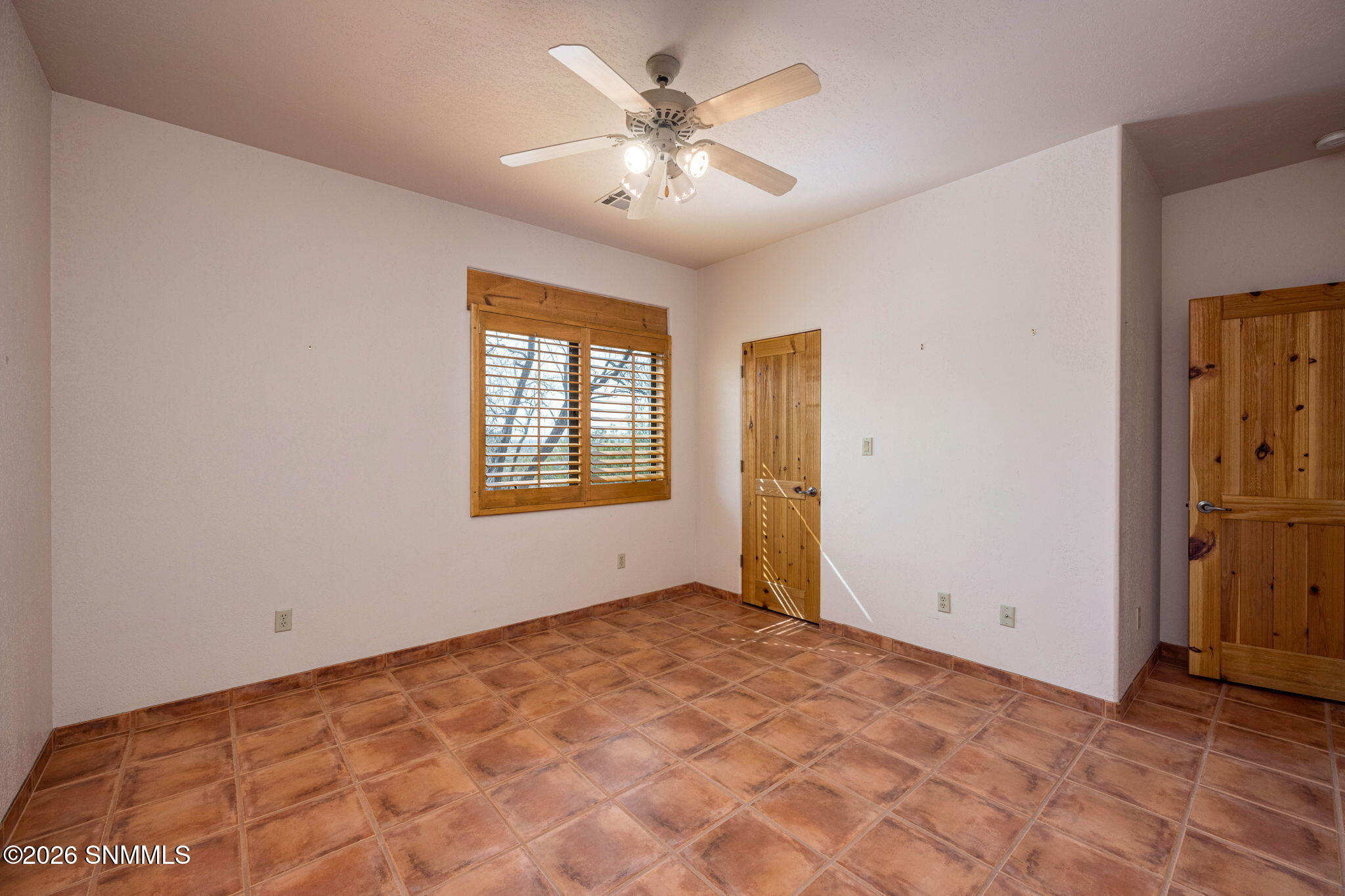 40-web-or-mls-Snappin Homes (Superstitio