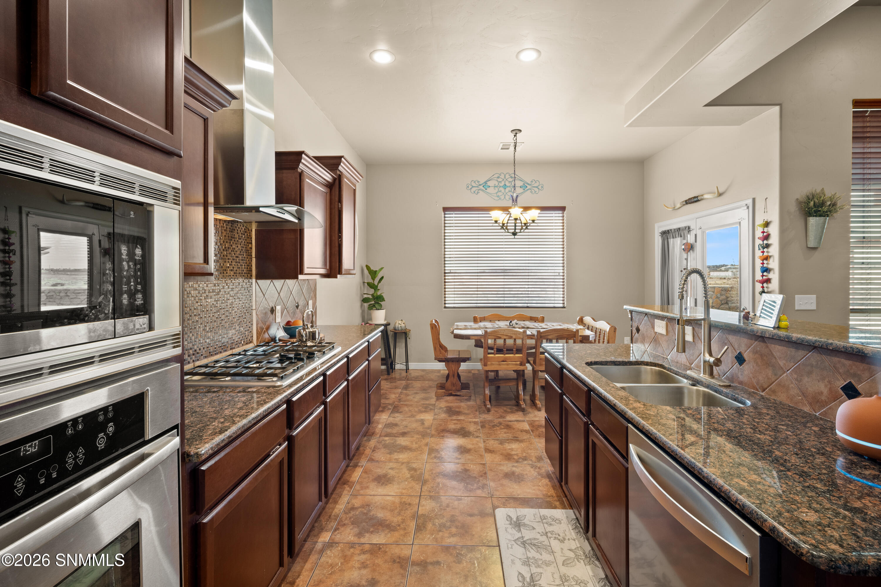 4211-Harp-MLS-Camera-Guy-12