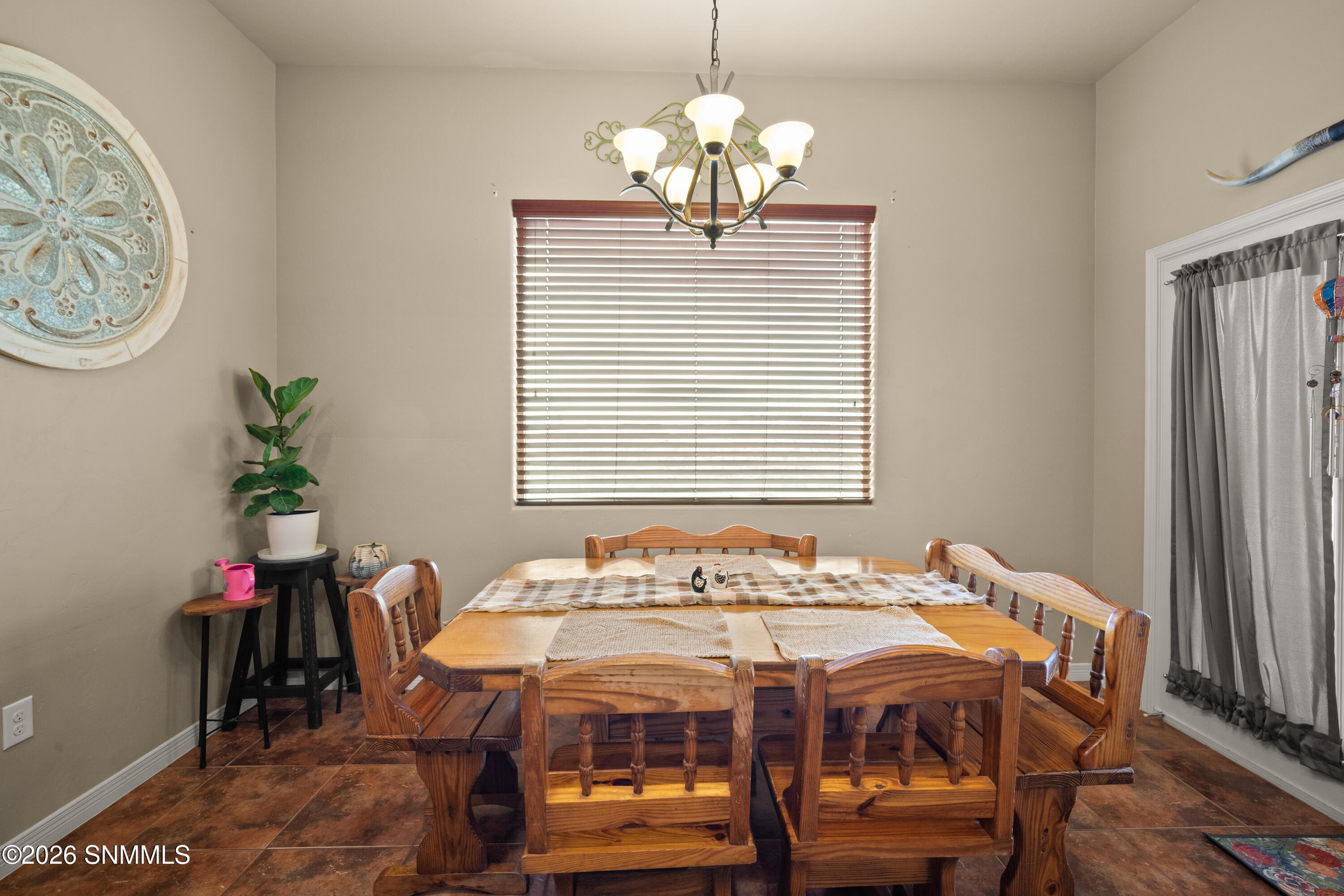 4211-Harp-MLS-Camera-Guy-14