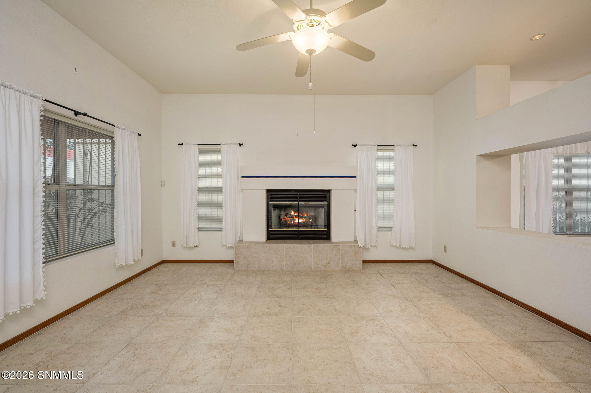 8-web-or-mls-Snappin Homes (ElDorado2434