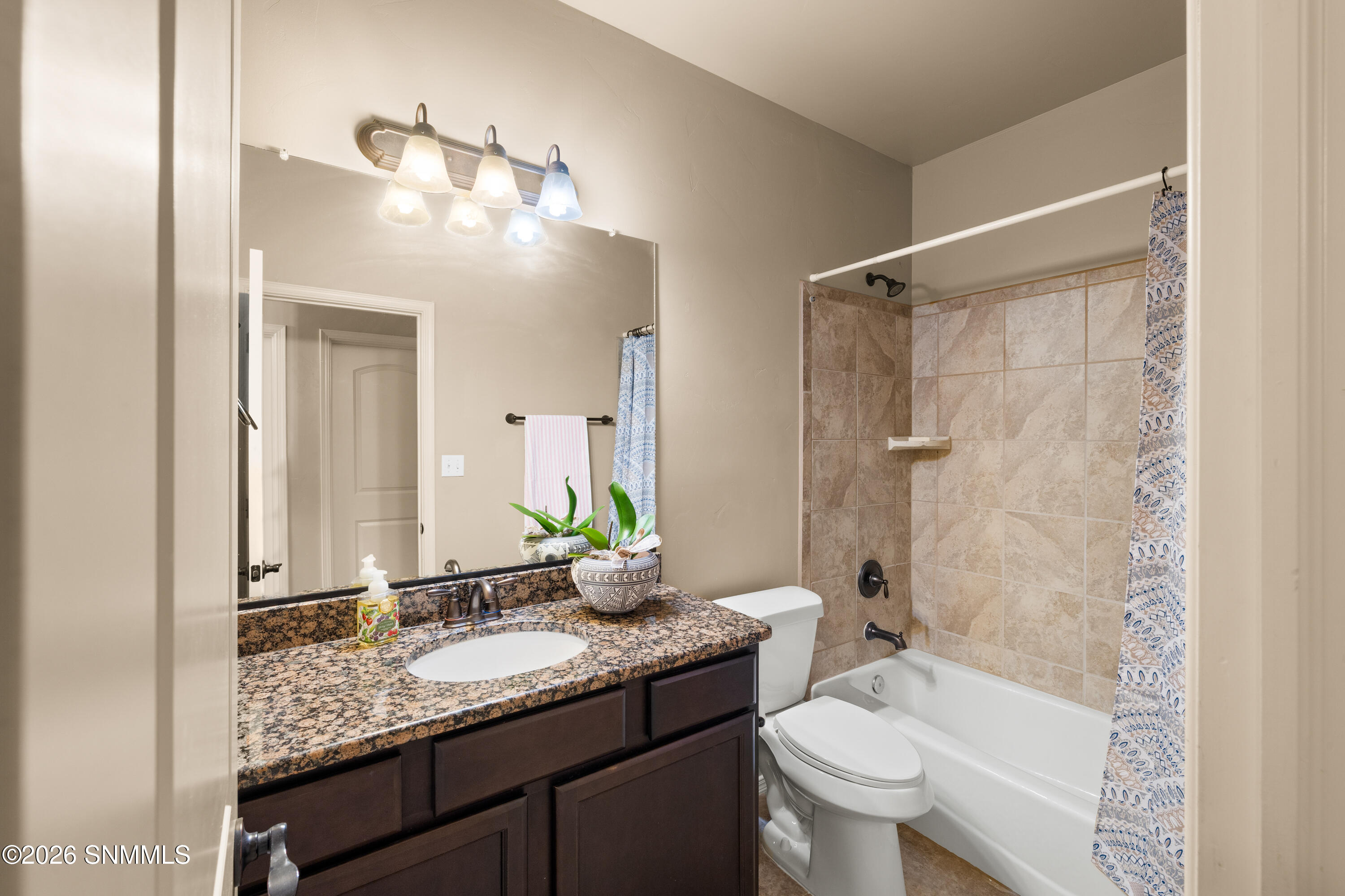 7589-Concho-Pl-MLS-Camera-Guy-16