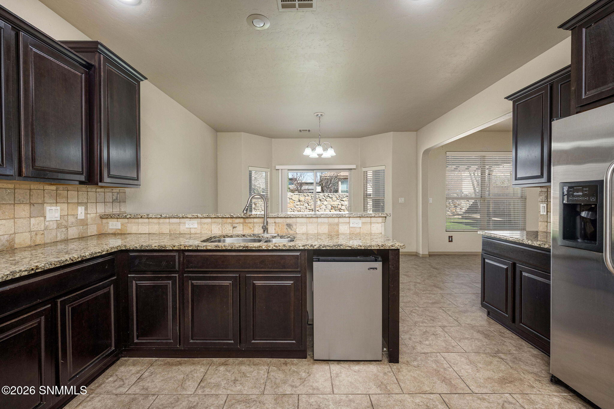 12-web-or-mls-Snappin Homes (Kentwood259