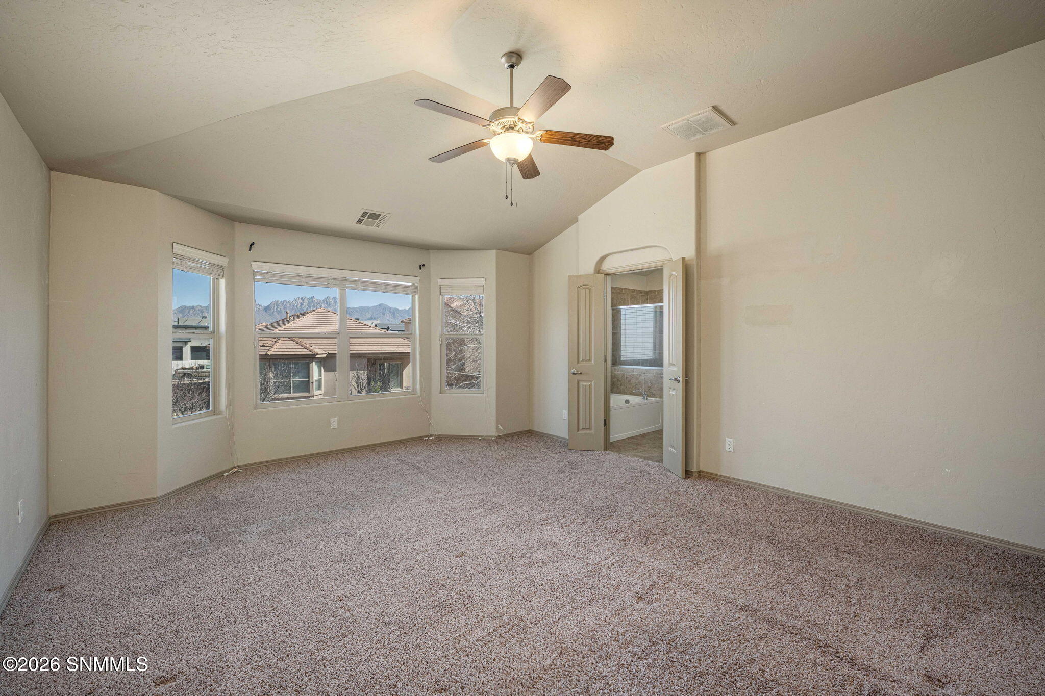 23-web-or-mls-Snappin Homes (Kentwood259