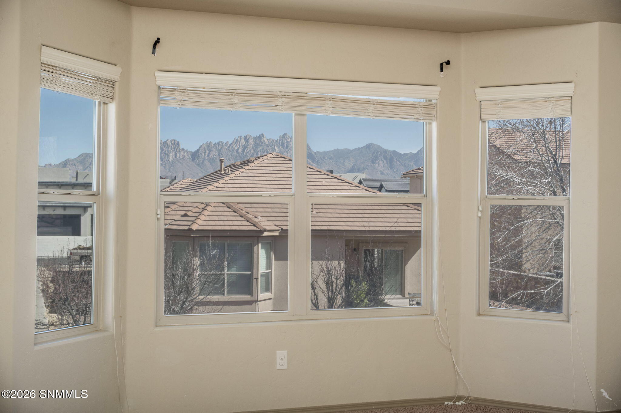 24-web-or-mls-Snappin Homes (Kentwood259