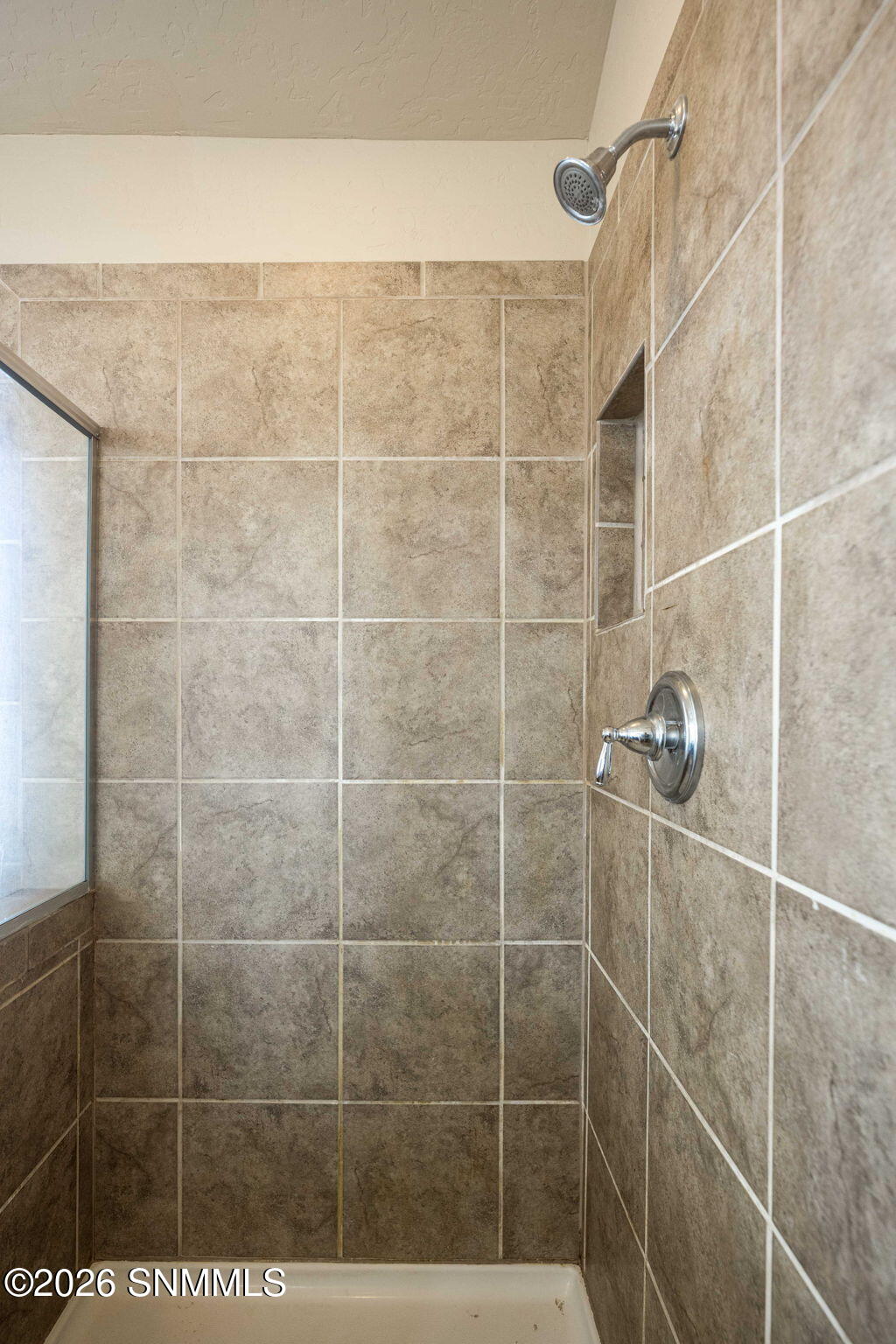 31-web-or-mls-Snappin Homes (Kentwood259