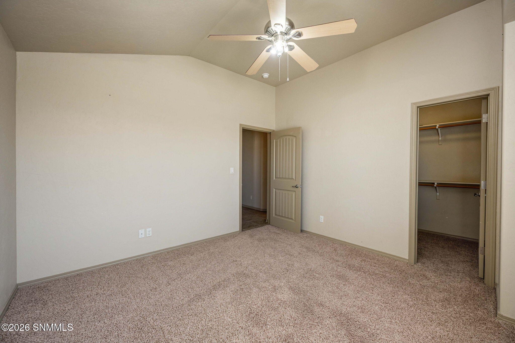 34-web-or-mls-Snappin Homes (Kentwood259