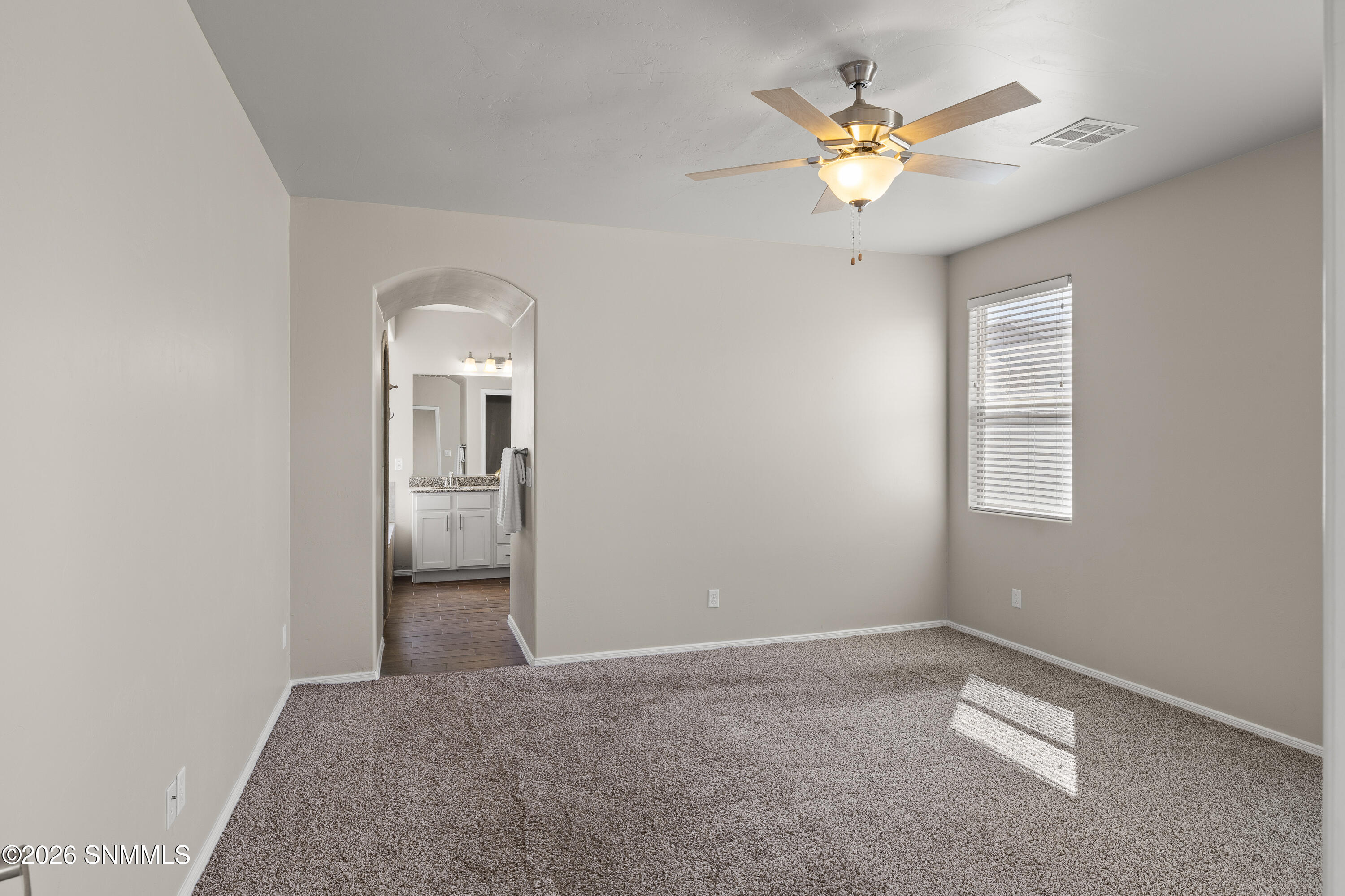 4581-Vermejo-MLS-Camera-Guy-24