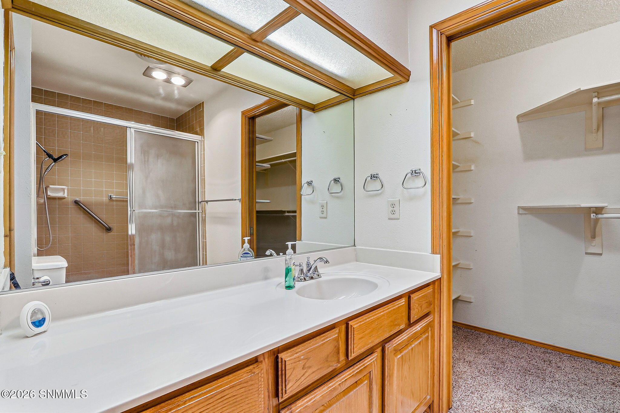 19_master bath