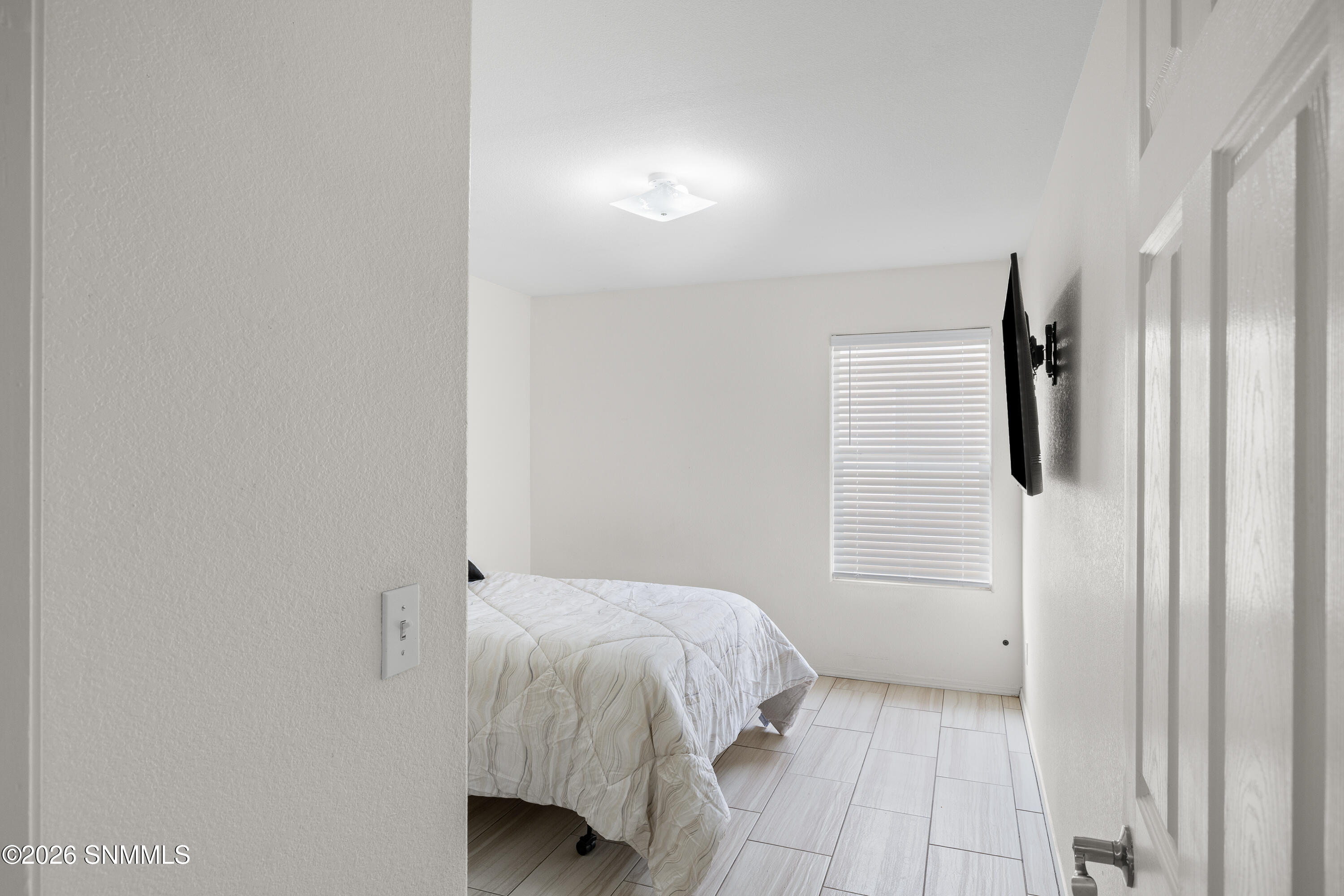 4992-Bosworth-MLS-Camera-Guy-15