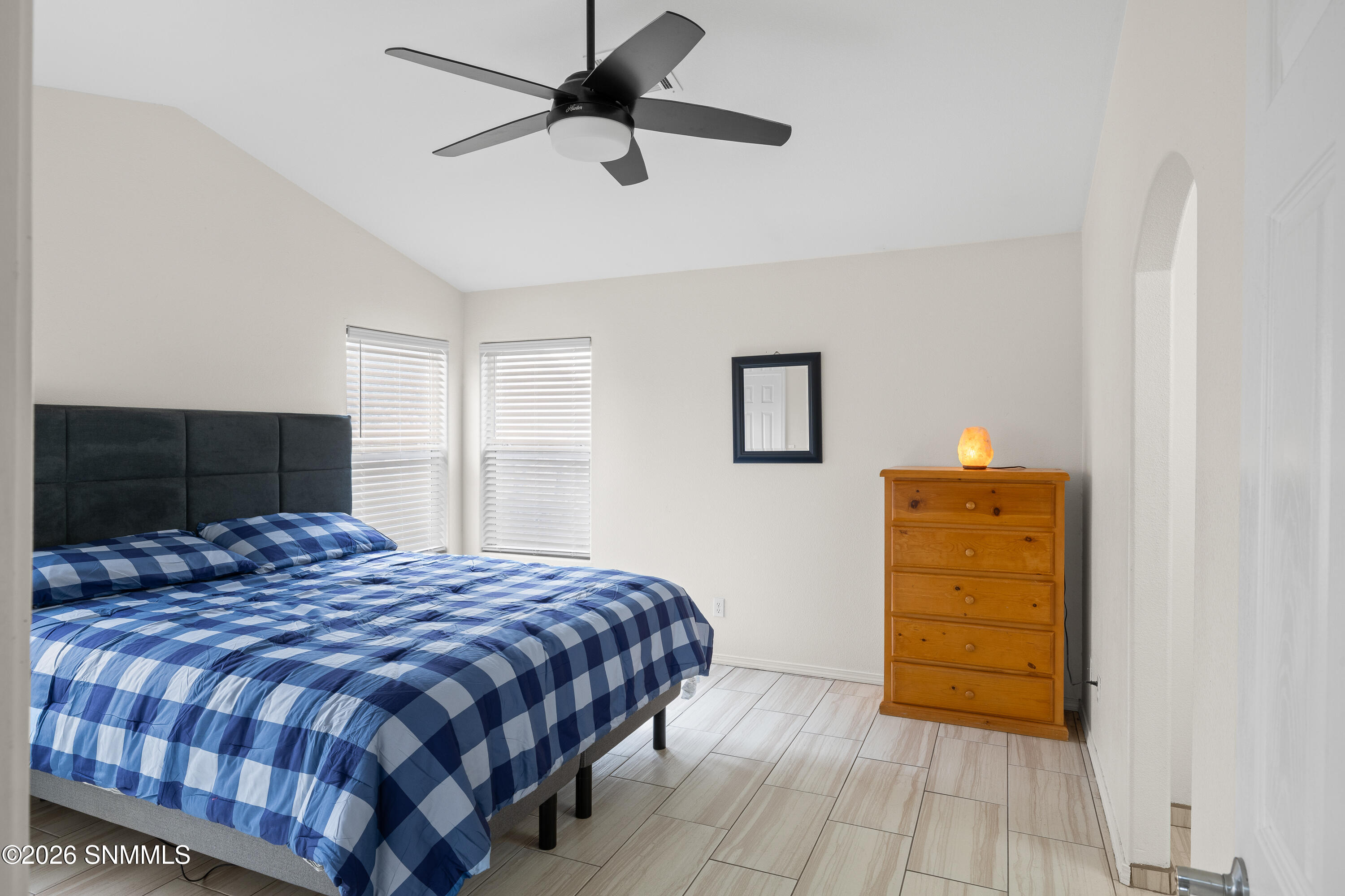 4992-Bosworth-MLS-Camera-Guy-22