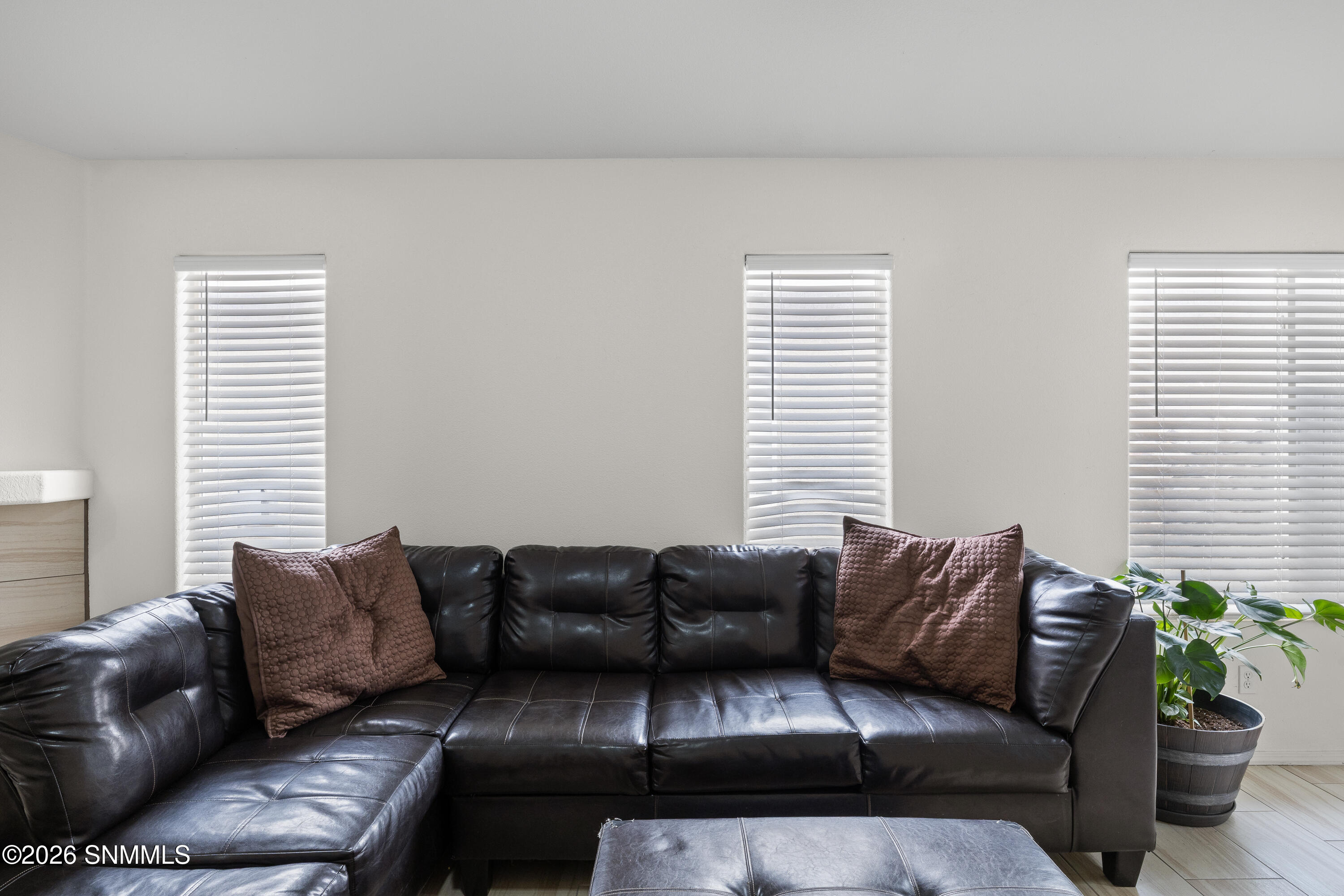 4992-Bosworth-MLS-Camera-Guy-4