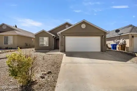 4992 Bosworth Road, Las Cruces, New Mexico 88012, 4 Bedrooms Bedrooms, ,2 BathroomsBathrooms,Residential,For Sale,Bosworth,2600563