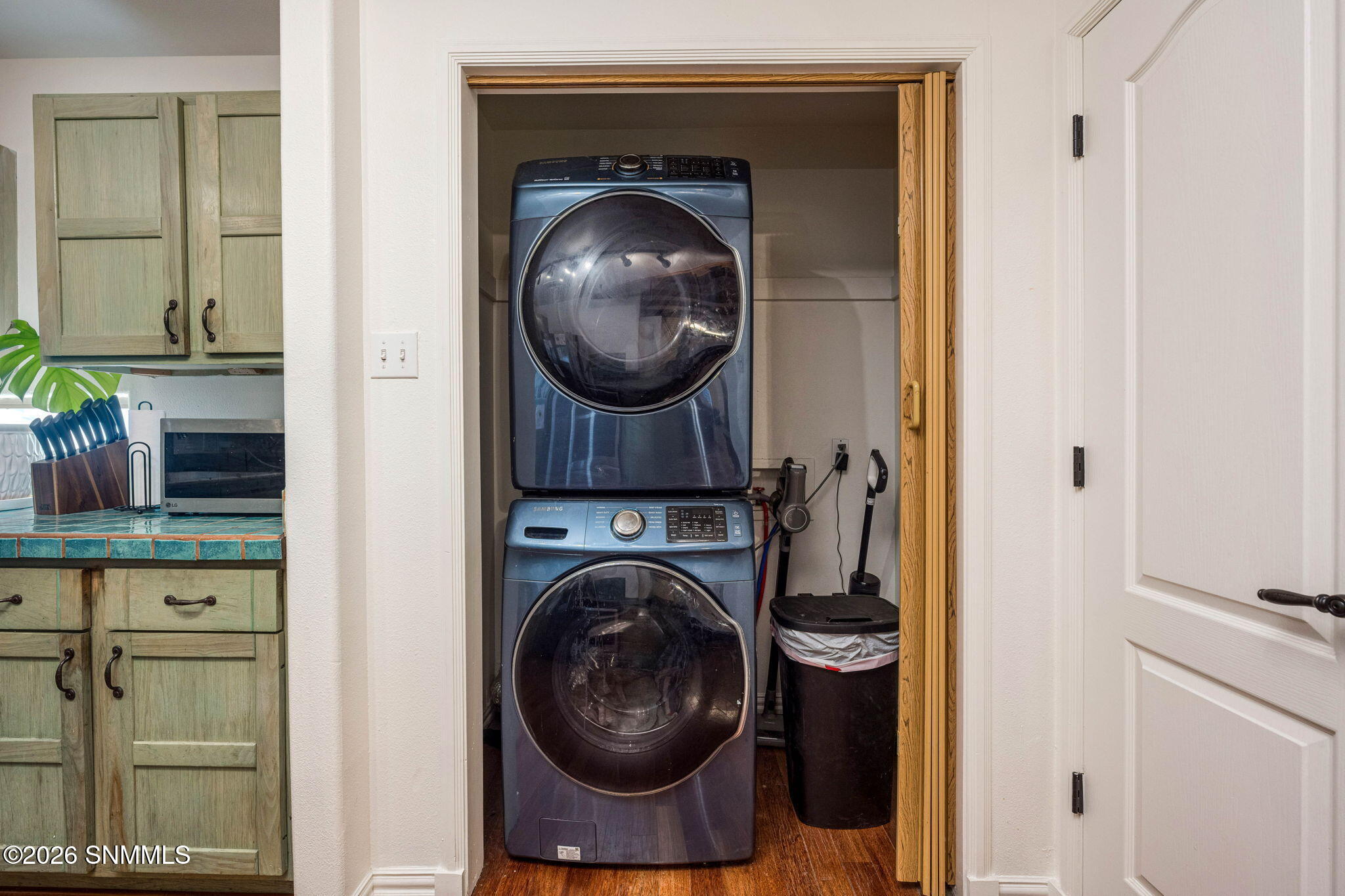 14-web-or-mls-Snappin Homes (IndianHollo