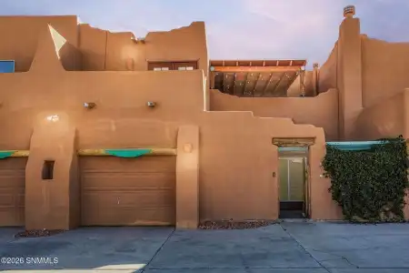 701 Indian Hollow, Las Cruces, New Mexico 88011, 3 Bedrooms Bedrooms, ,2.5 BathroomsBathrooms,Residential,For Sale,Indian Hollow,2600187