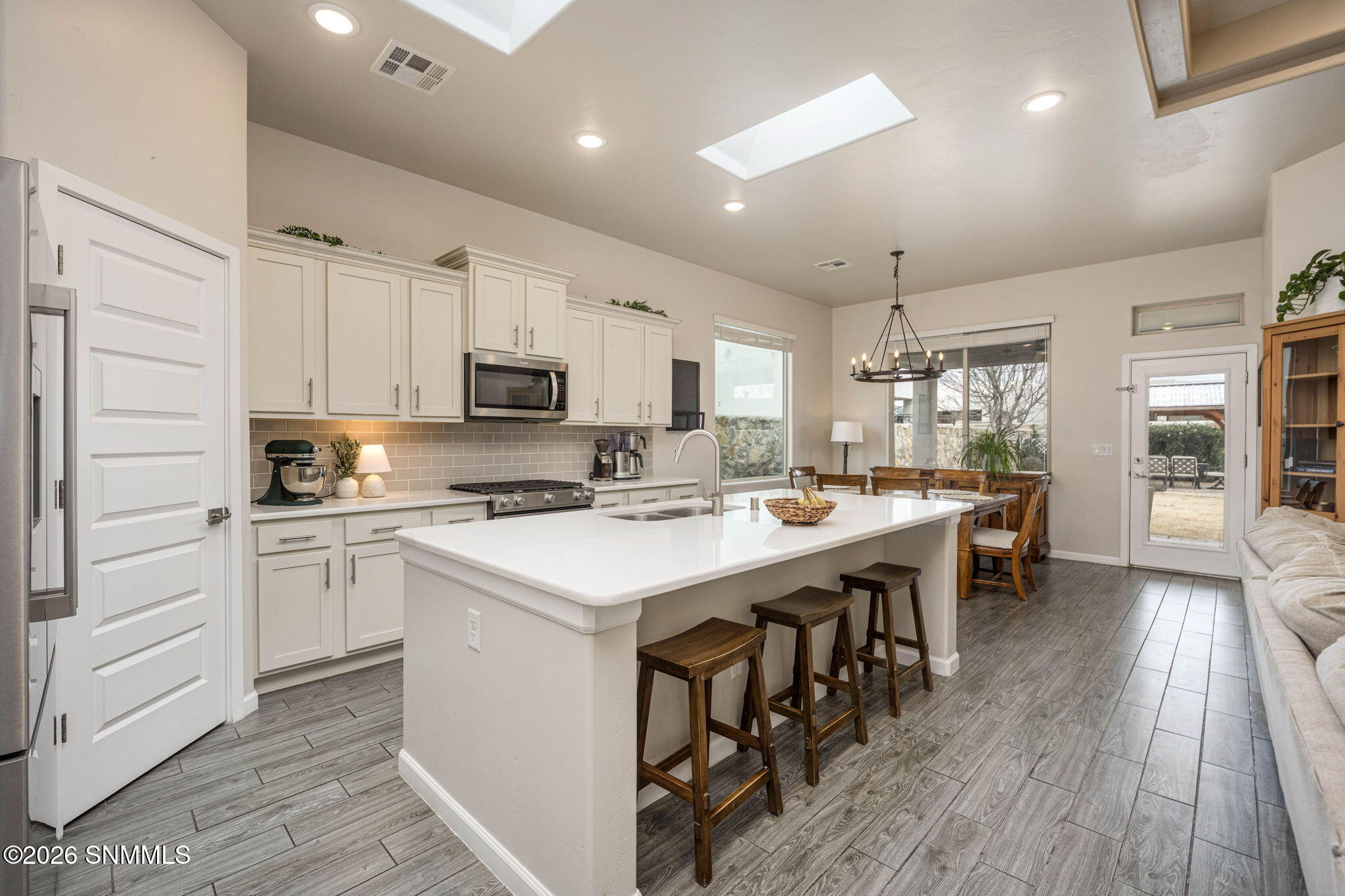 12-web-or-mls-Snappin Homes (SantaRosa37