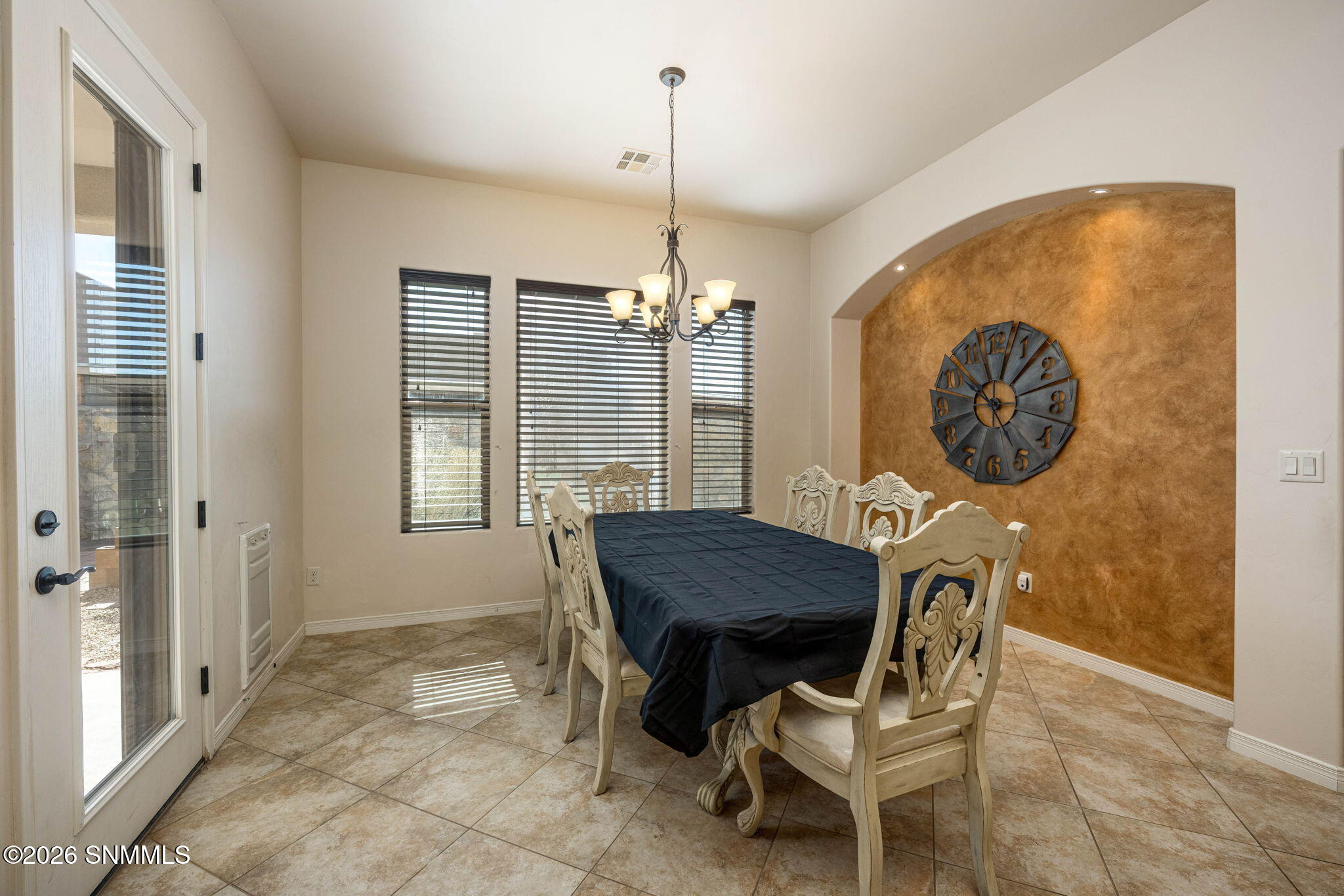 19-web-or-mls-Snappin Homes (MonteSombra