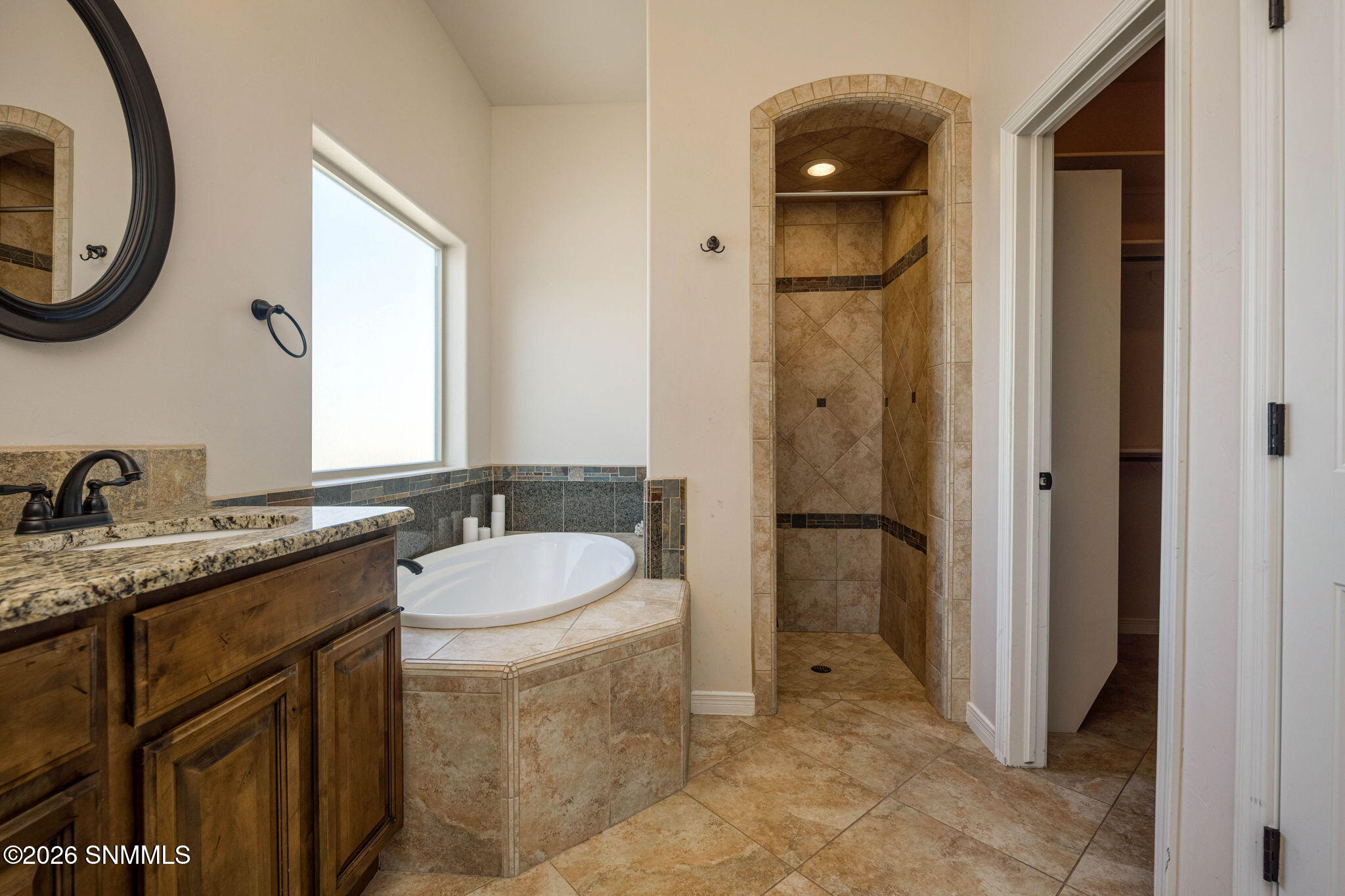 25-web-or-mls-Snappin Homes (MonteSombra