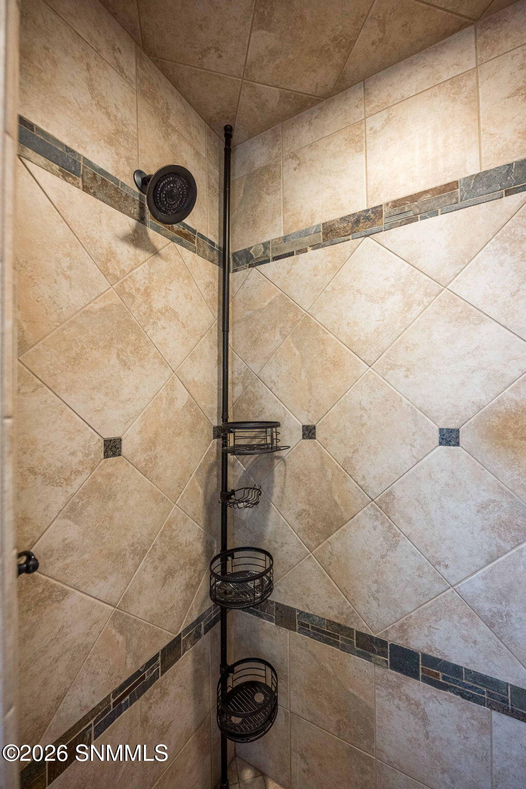 26-web-or-mls-Snappin Homes (MonteSombra