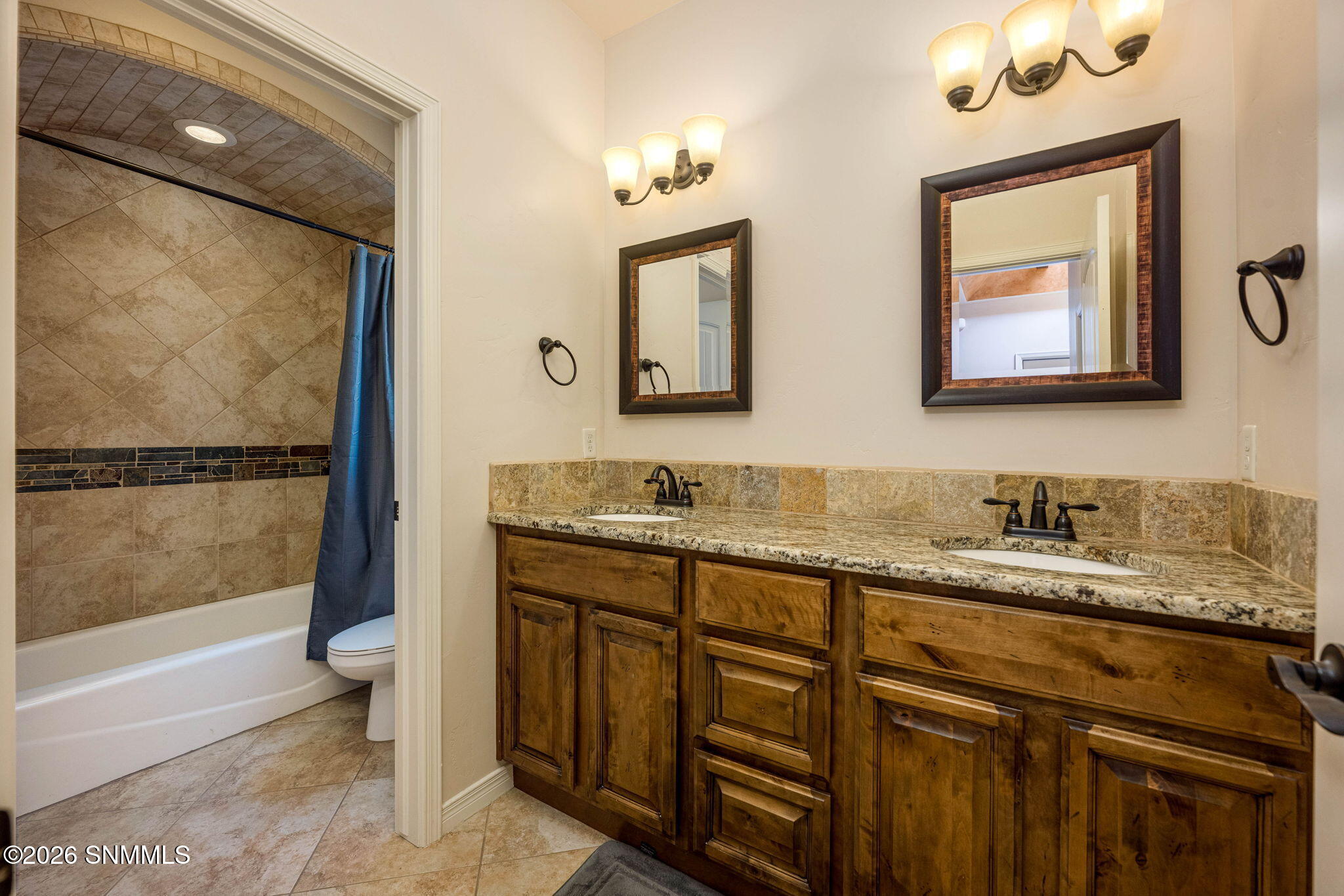 30-web-or-mls-Snappin Homes (MonteSombra