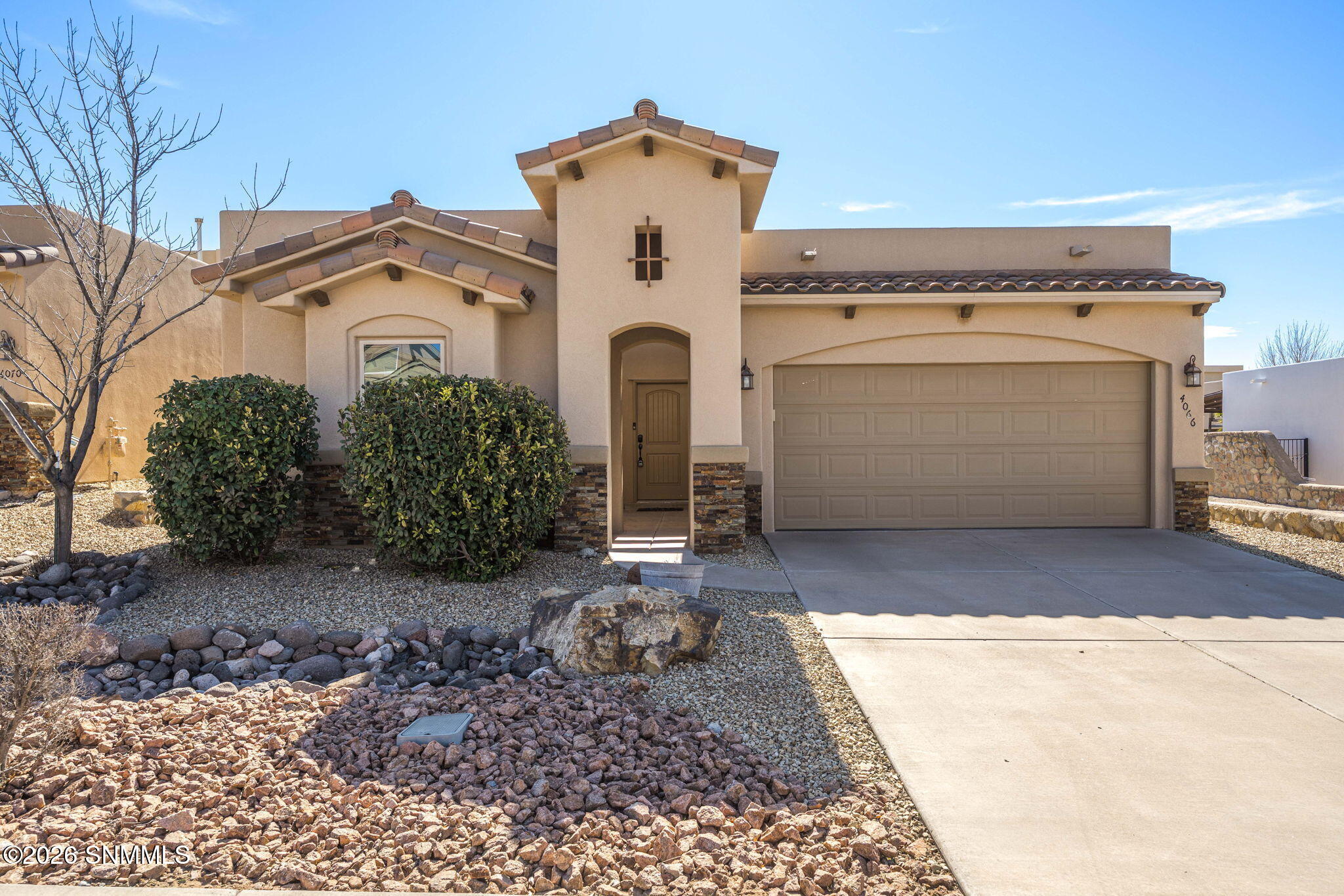 3-web-or-mls-Snappin Homes (MonteSombra4