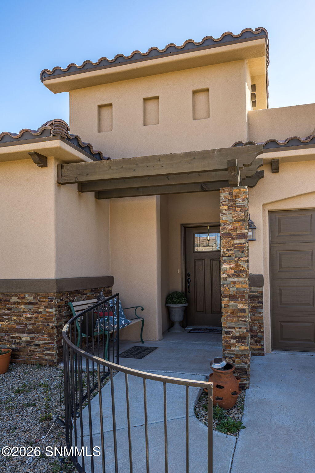 3-web-or-mls-Snappin Homes (MonteSombra4