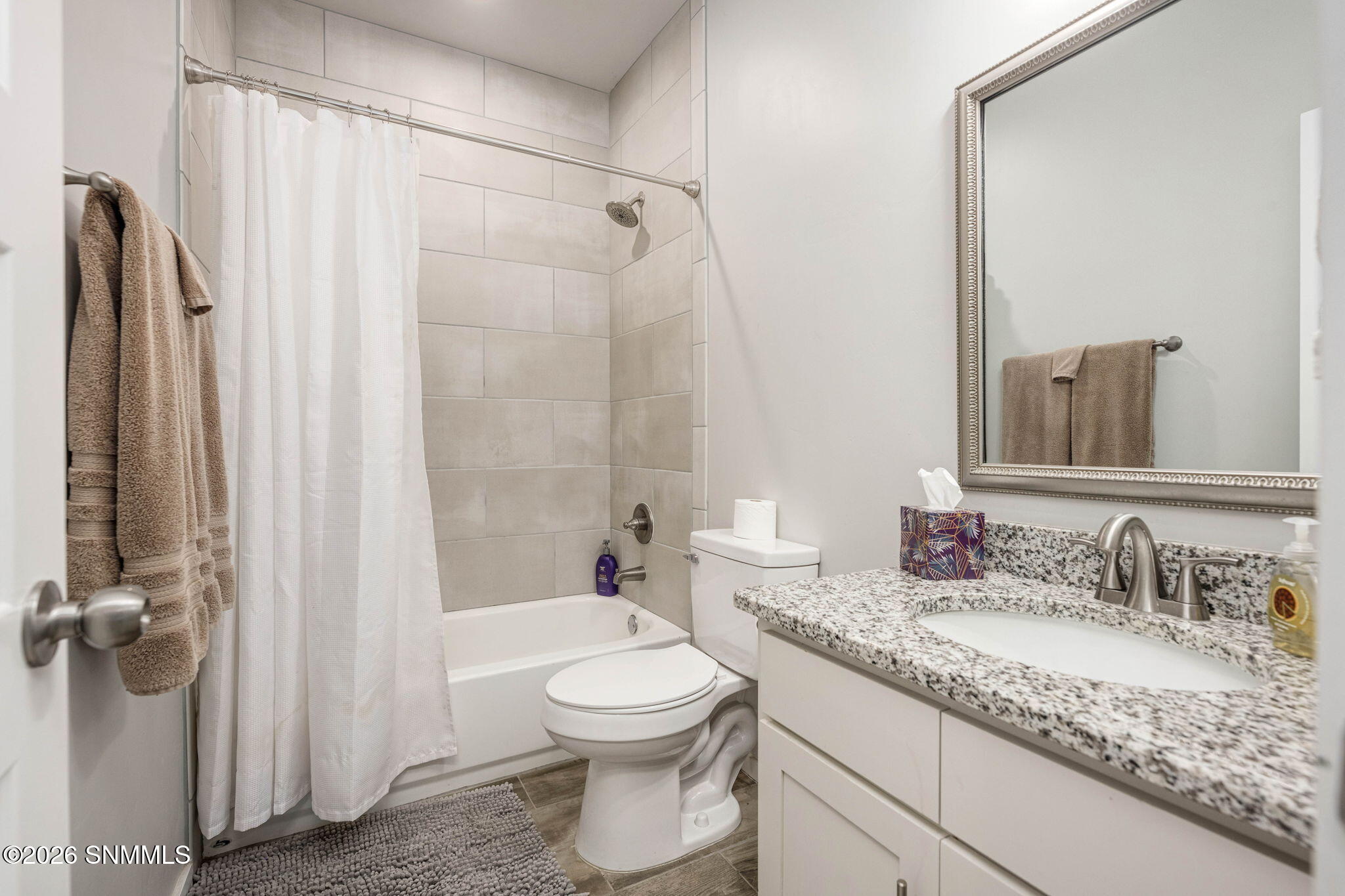 15-web-or-mls-Snappin Homes (Caspian3966