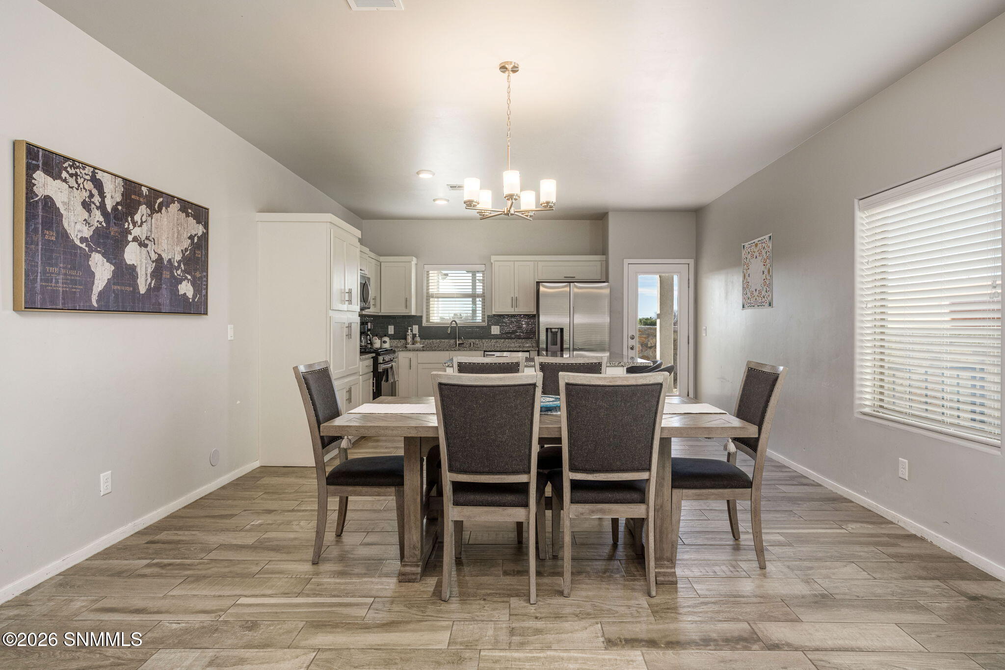 9-web-or-mls-Snappin Homes (Caspian3966)