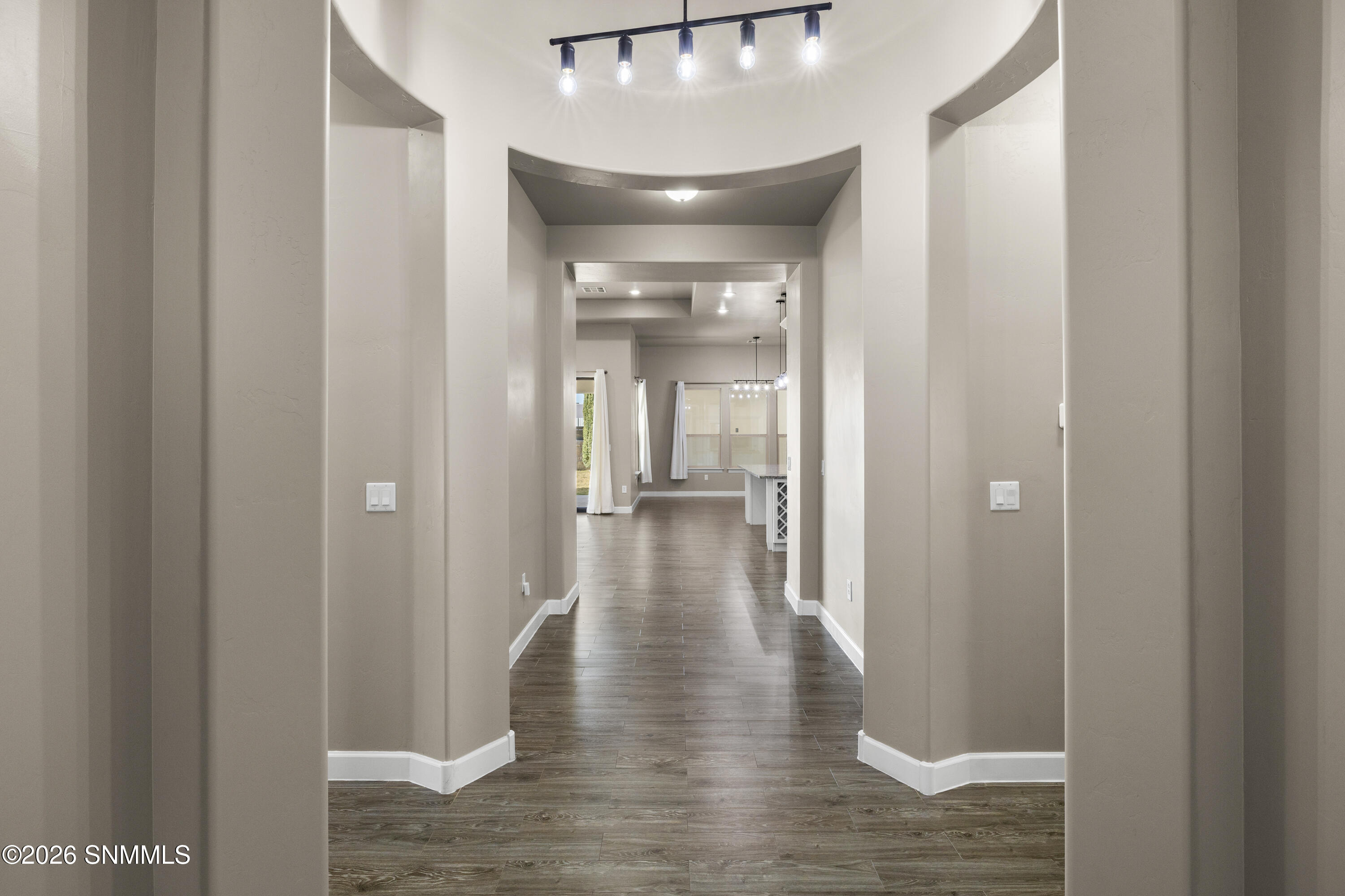 6059-Atlas-MLS-Camera-Guy-4