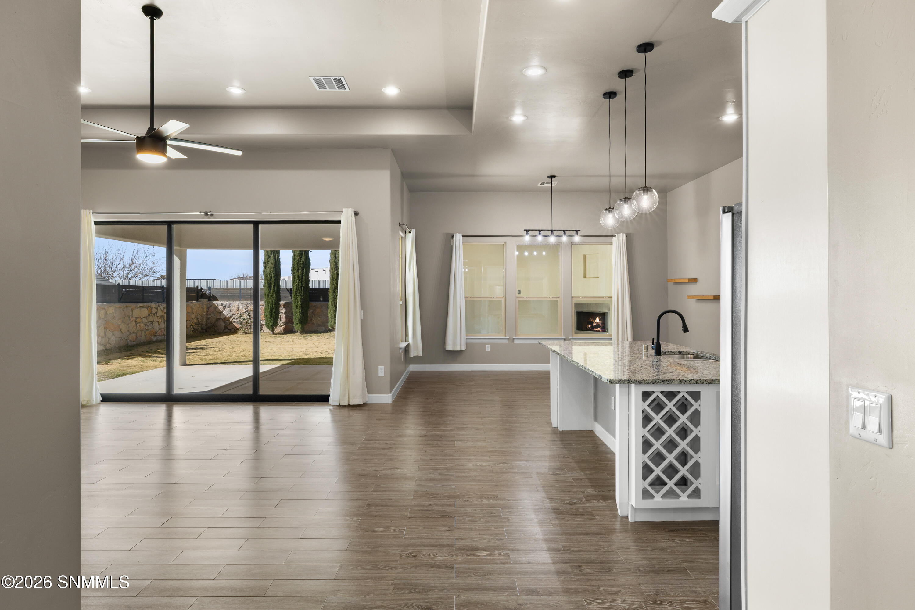 6059-Atlas-MLS-Camera-Guy-6