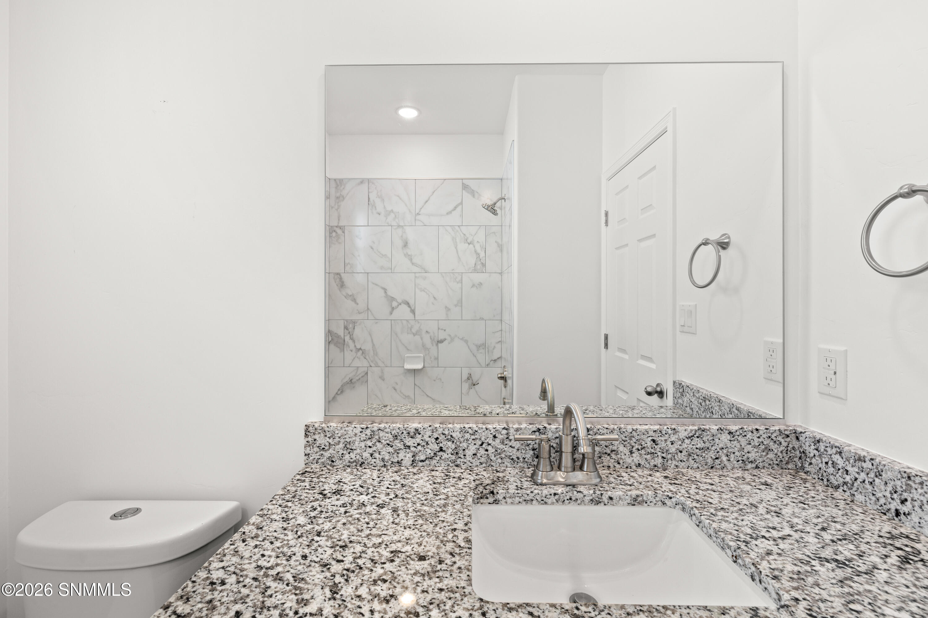 6139-Montgomery-MLS-Camera-Guy-9