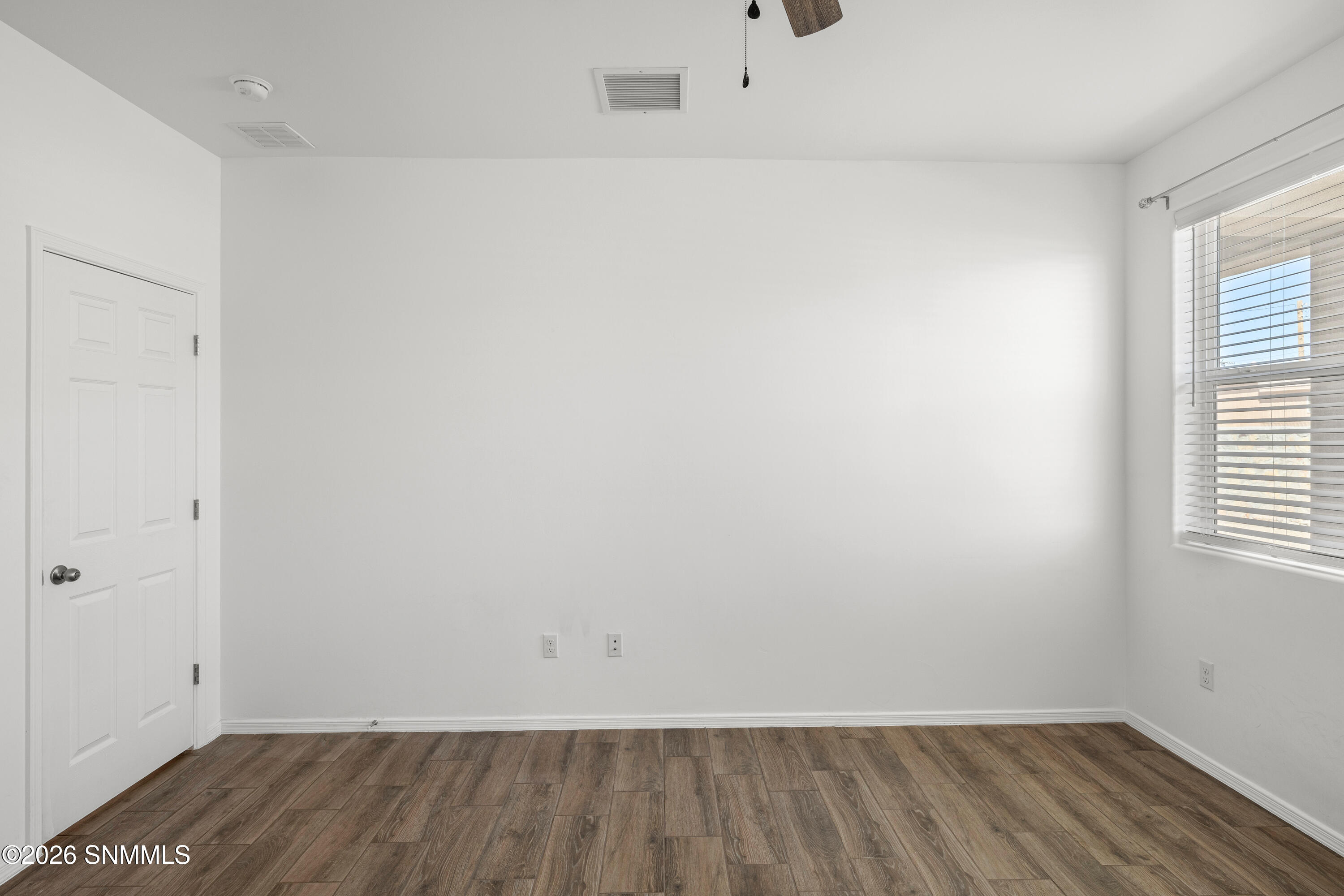 6139-Montgomery-MLS-Camera-Guy-23