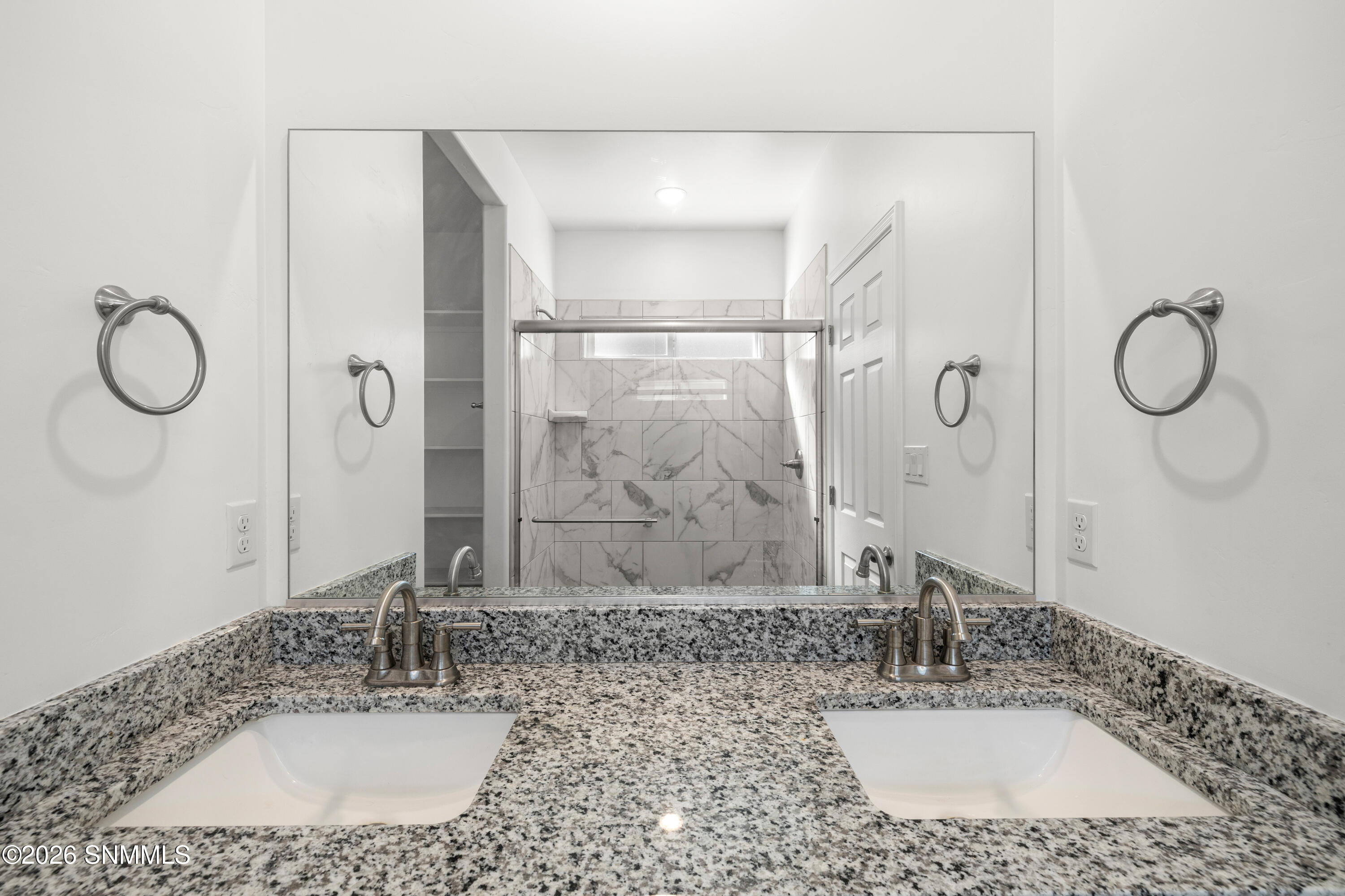 6139-Montgomery-MLS-Camera-Guy-24